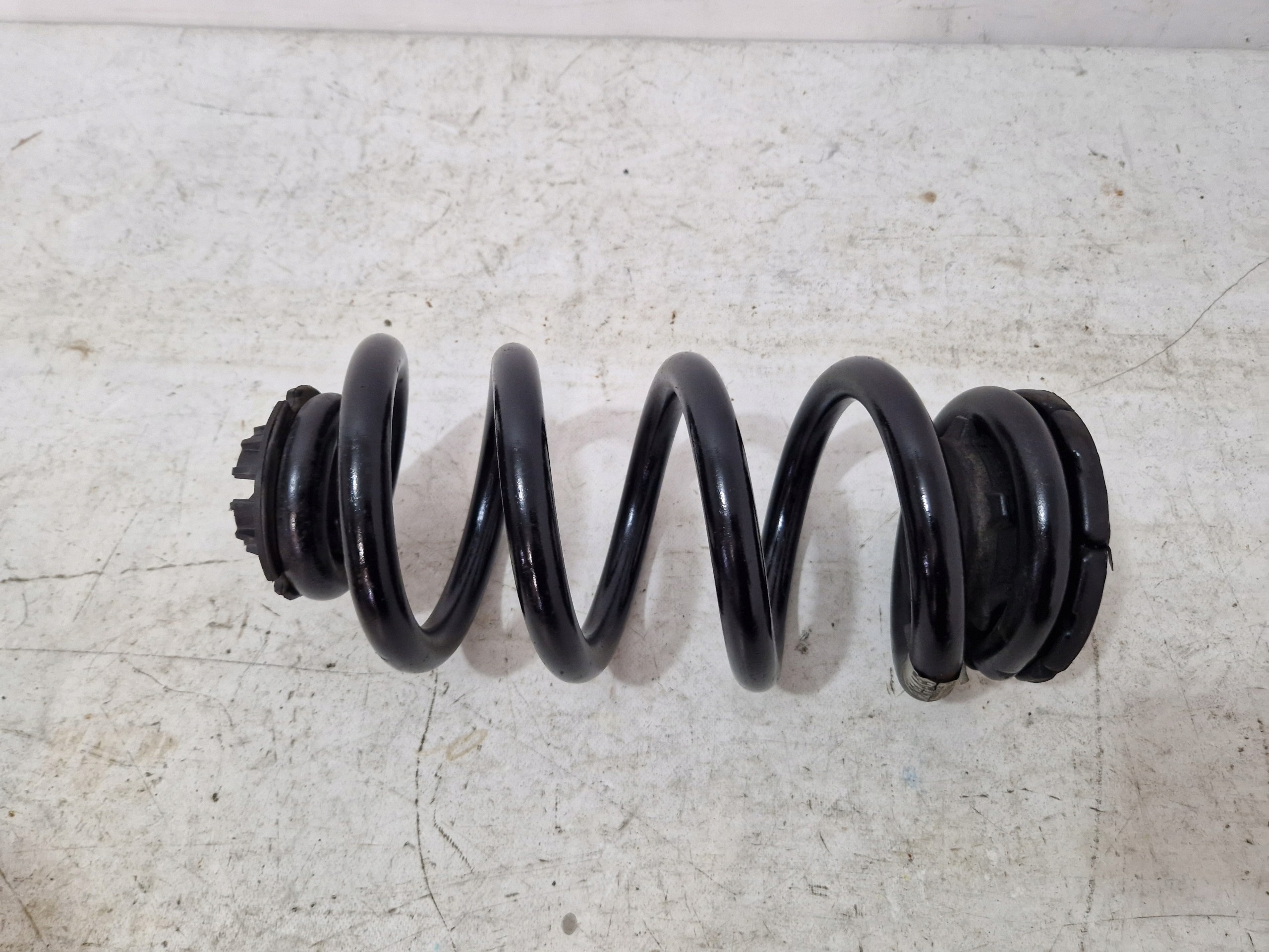 DODGE DURANGO III 2015-springs rear part rear right = left 05168291AB