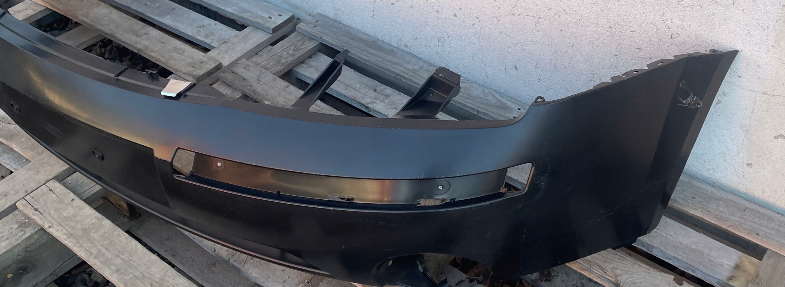 FORD MONDEO MK3 2000- front bumper front 1S71-17757-A
