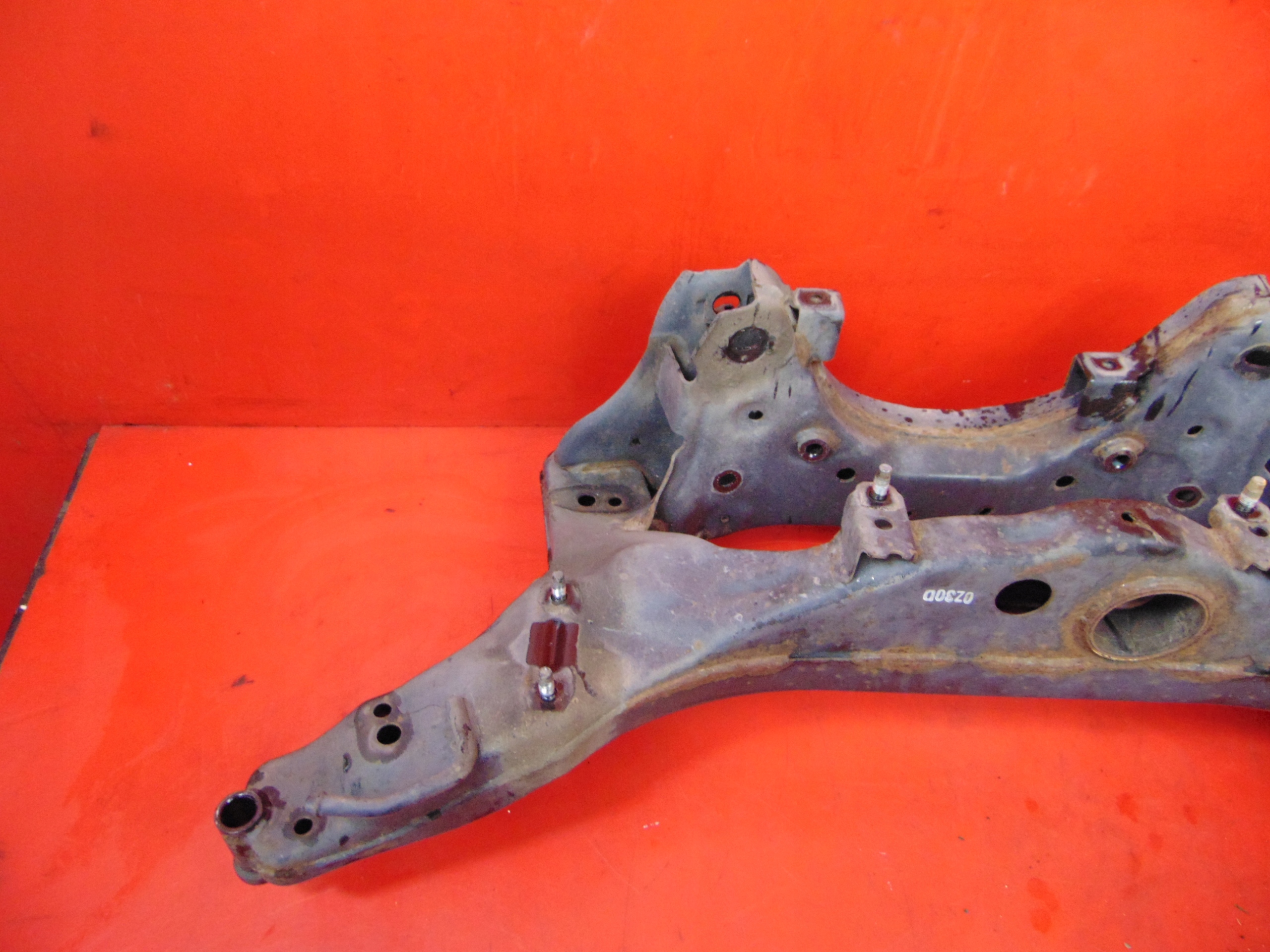 RENAULT KOLEOS 1 and HY 4x4 axle beam axle beam subframe rear part