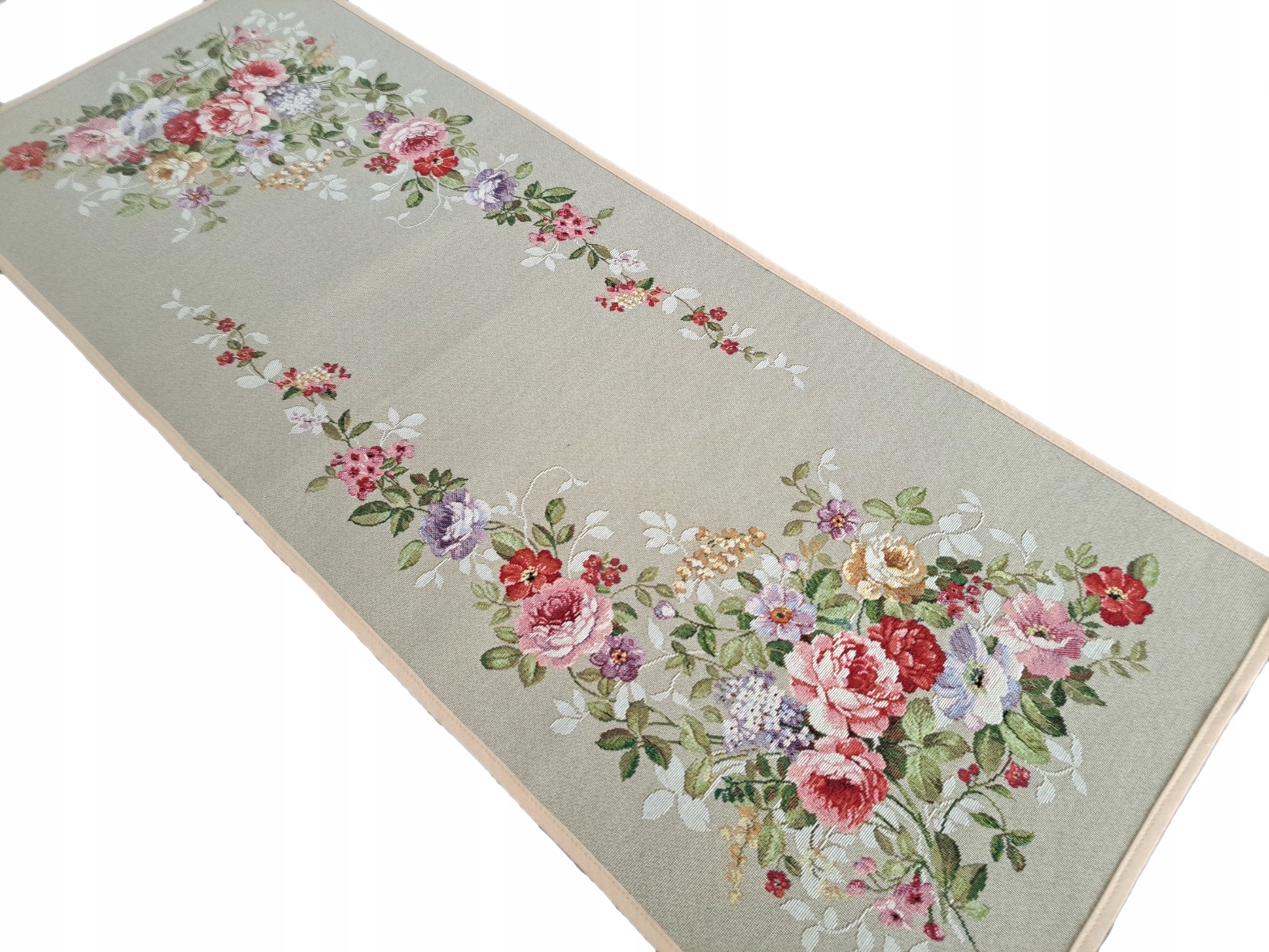 

Beżowy bieżnik serweta w róże 40x100 cm 1162LI
