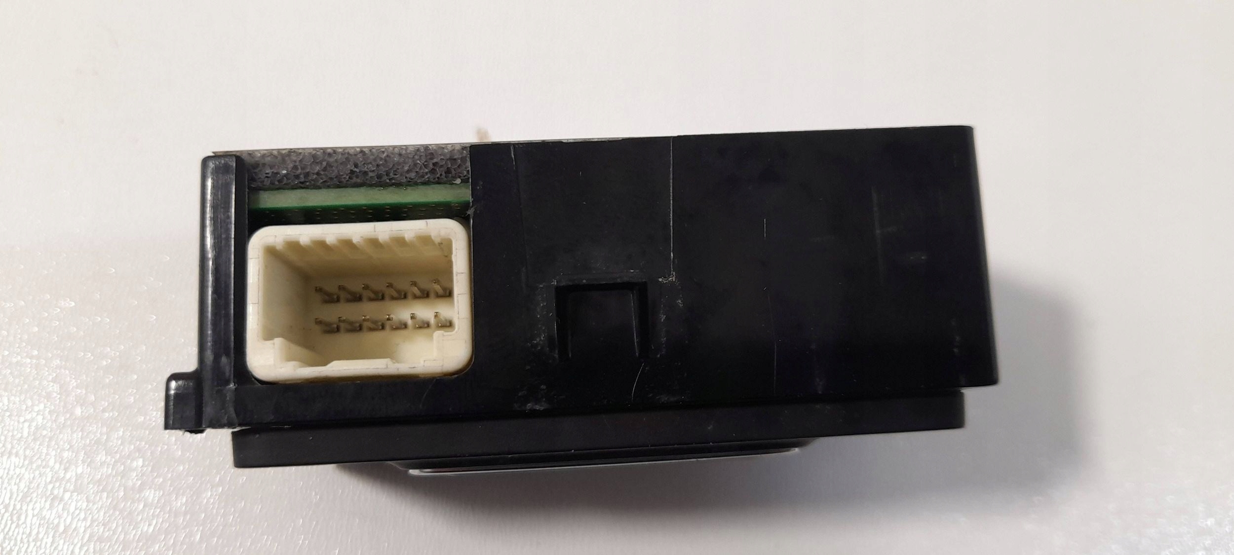 Renault Arkana Clio switch SOS 253B02980R (RC21)