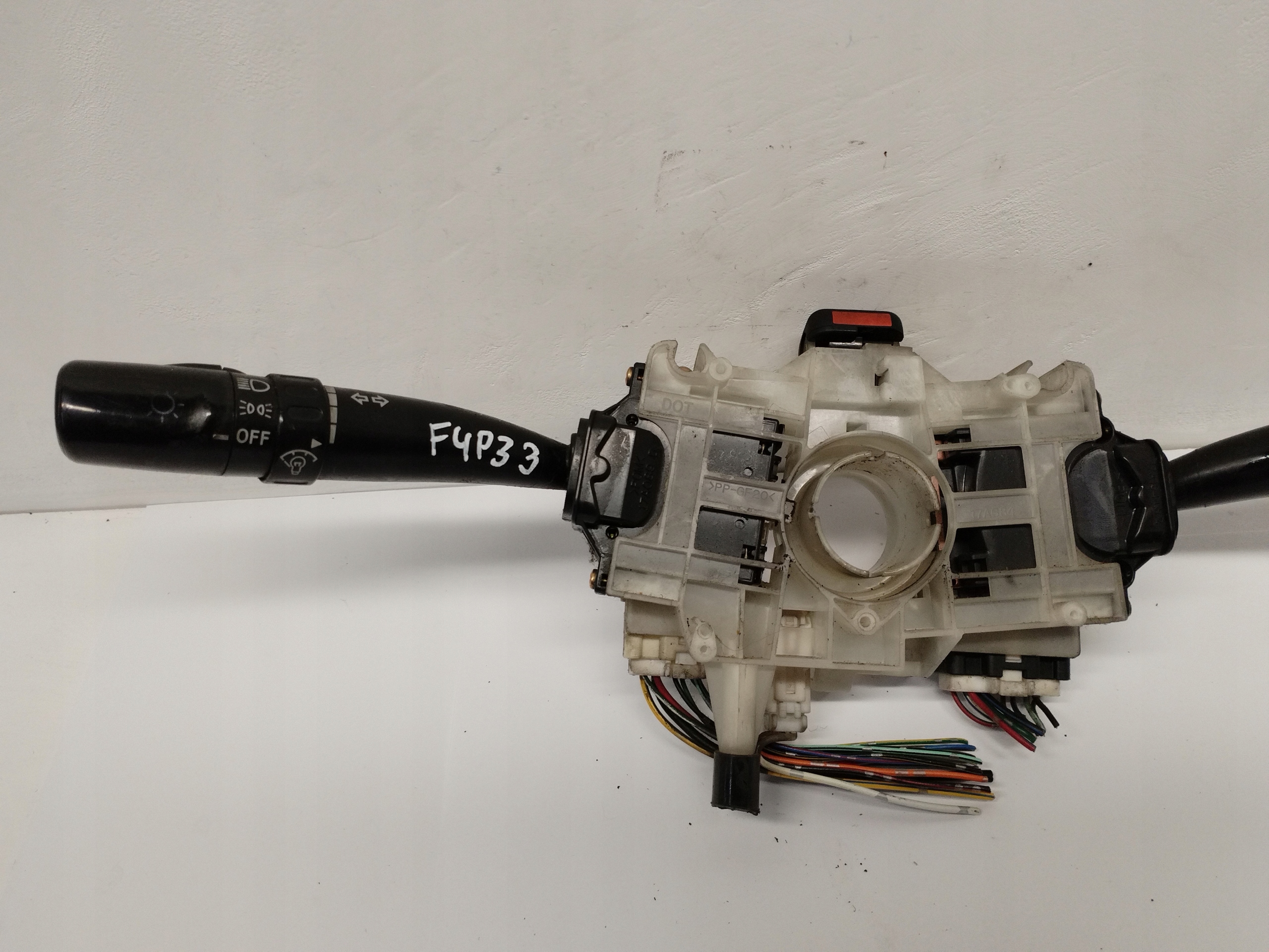 Kombischalter pajak Subaru 83111FC55