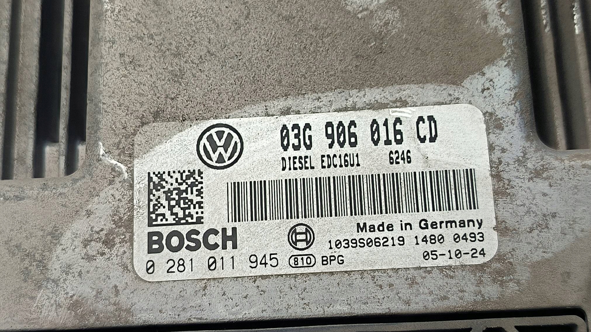 computer motore ECU 03G906016CD 1.9 TDI VOLKSWAGEN TOURAN e