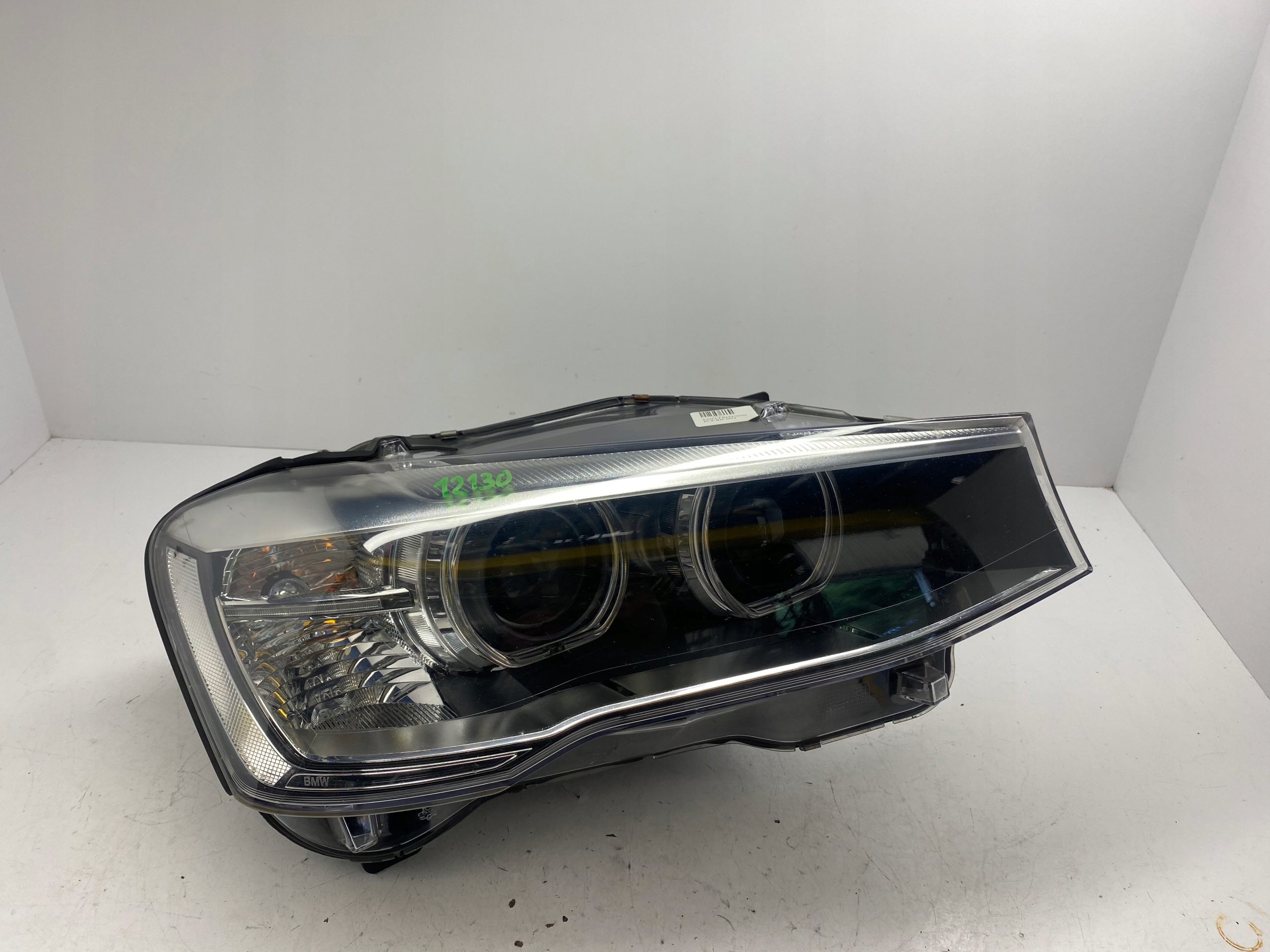 BMW X3 F25 LIFT light right 7400018