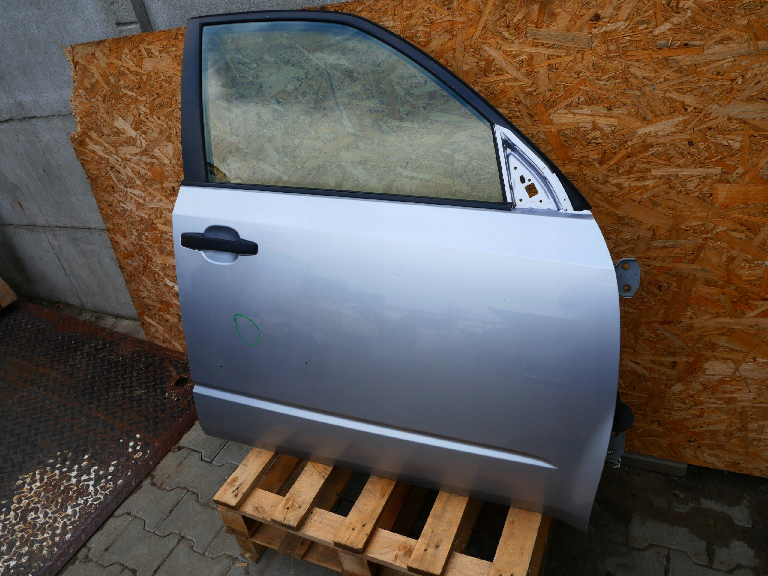 dveře pravé předek SUBARU FORESTER