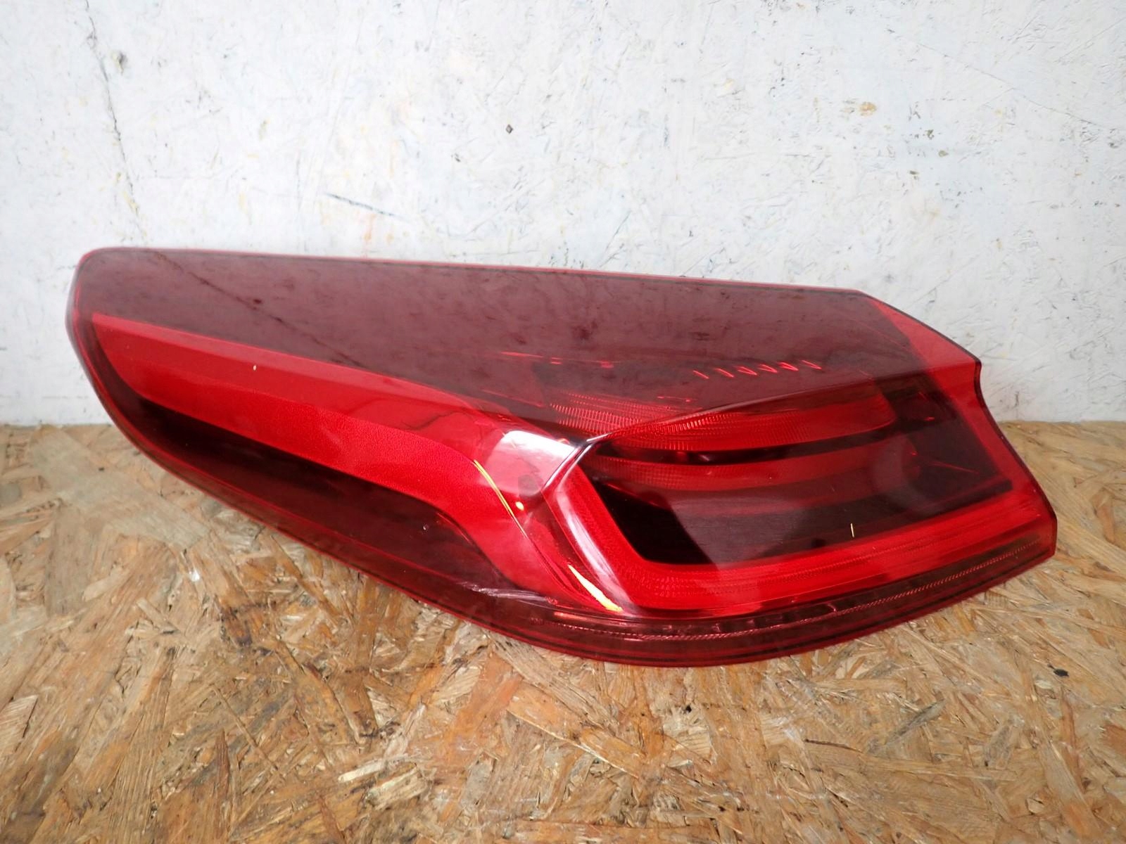 light left rear left rear part KIA XCEED X CEED CD 2019-2022R 92401-J7350
