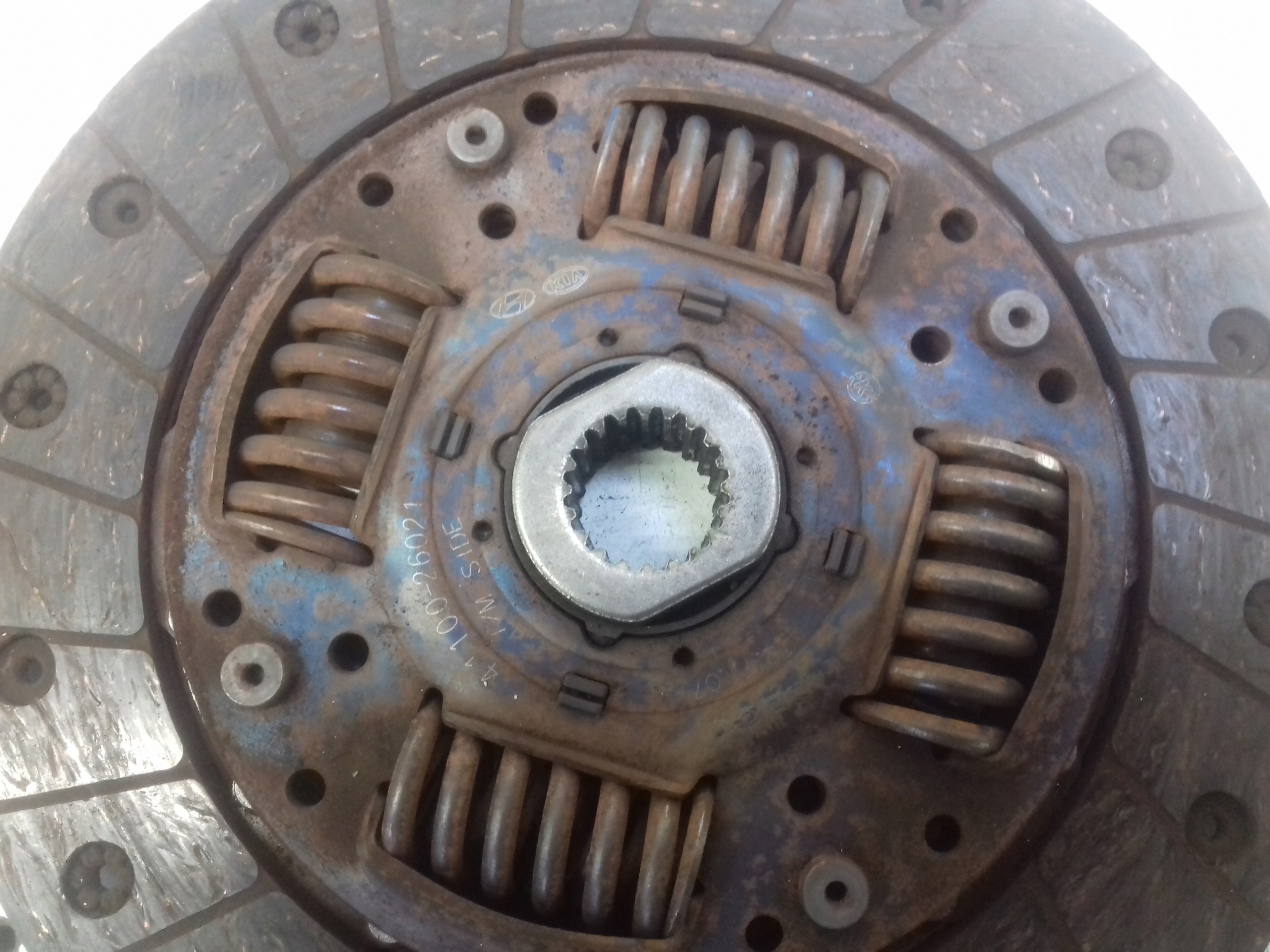 clutch kpl 413002602 HYUNDAI KIA G4FA