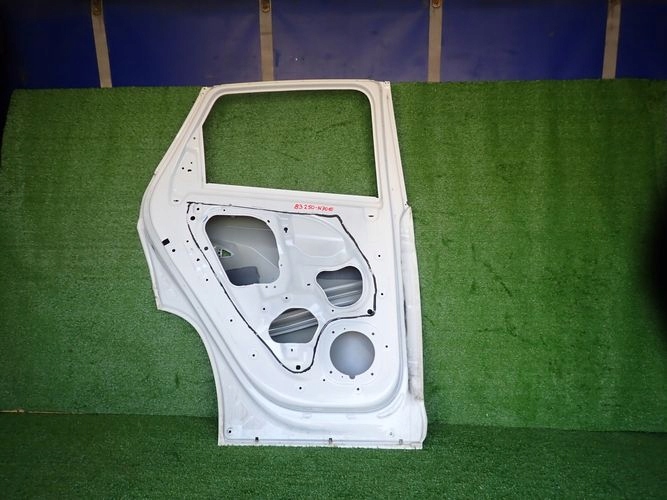 HYUNDAI TUCSON IV door left rear. rear part