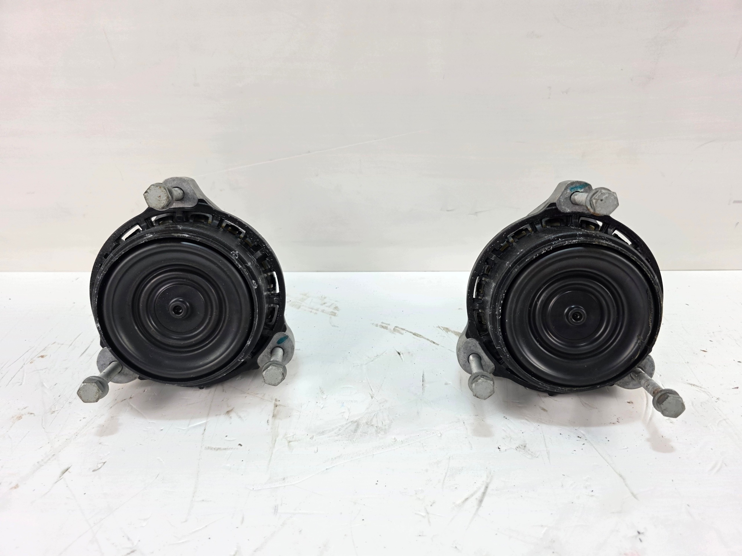 holder engine mount left BMW X7 G07 LCI 2987951