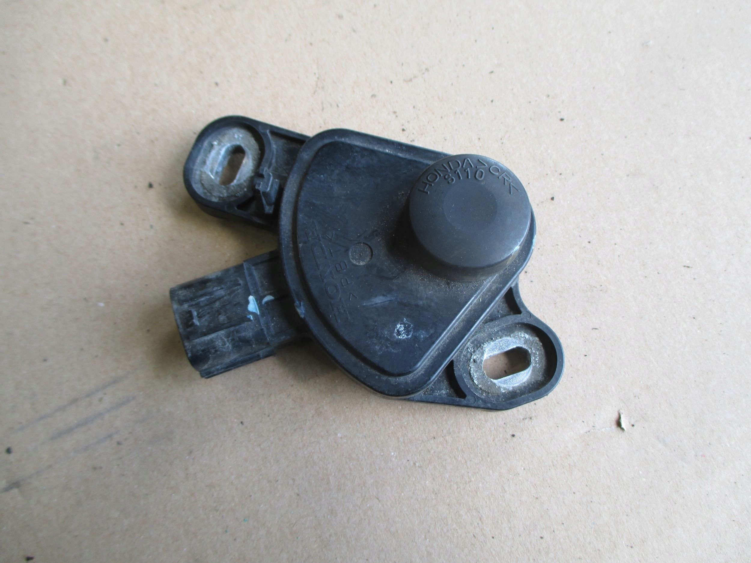 CIVIC 8 HYBRID SEDAN 06-11 CZUJNIK SKRZYNI AV2503