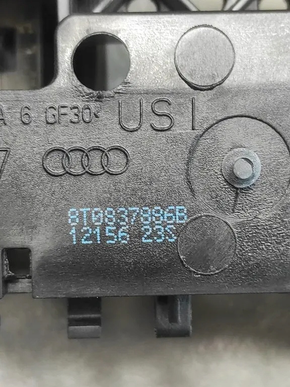Audi A5 8T handle right rear part KESSY LS9R