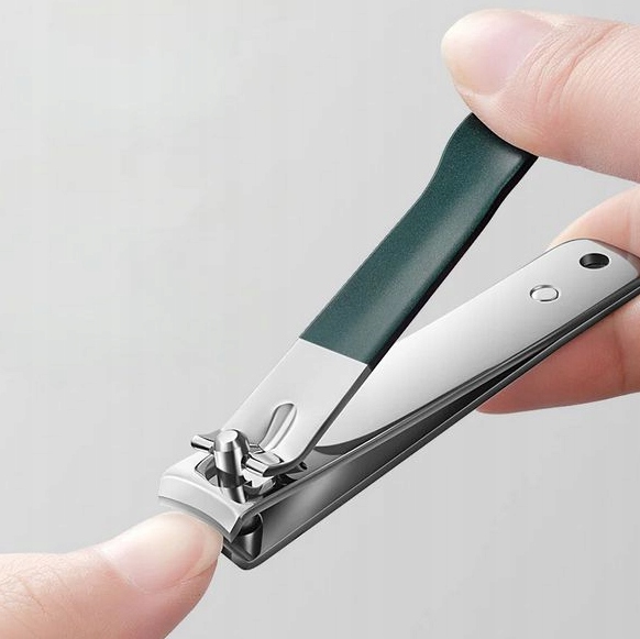 ZESTAW 6w1 OBCINACZKA DO PAZNOKCI CĄŻKI NOŻYCZKI RADEŁKO MANICURE Marka bez marki