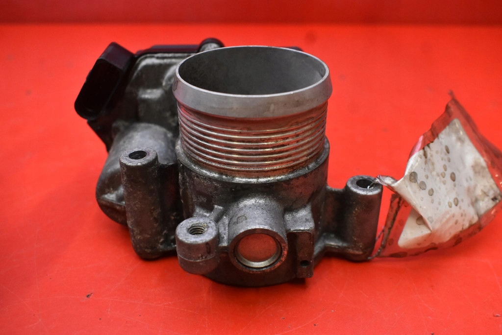 Valvola a farfalla 03L128063E AUDI A4 B8 2.0 TDI 136 KM 07-11