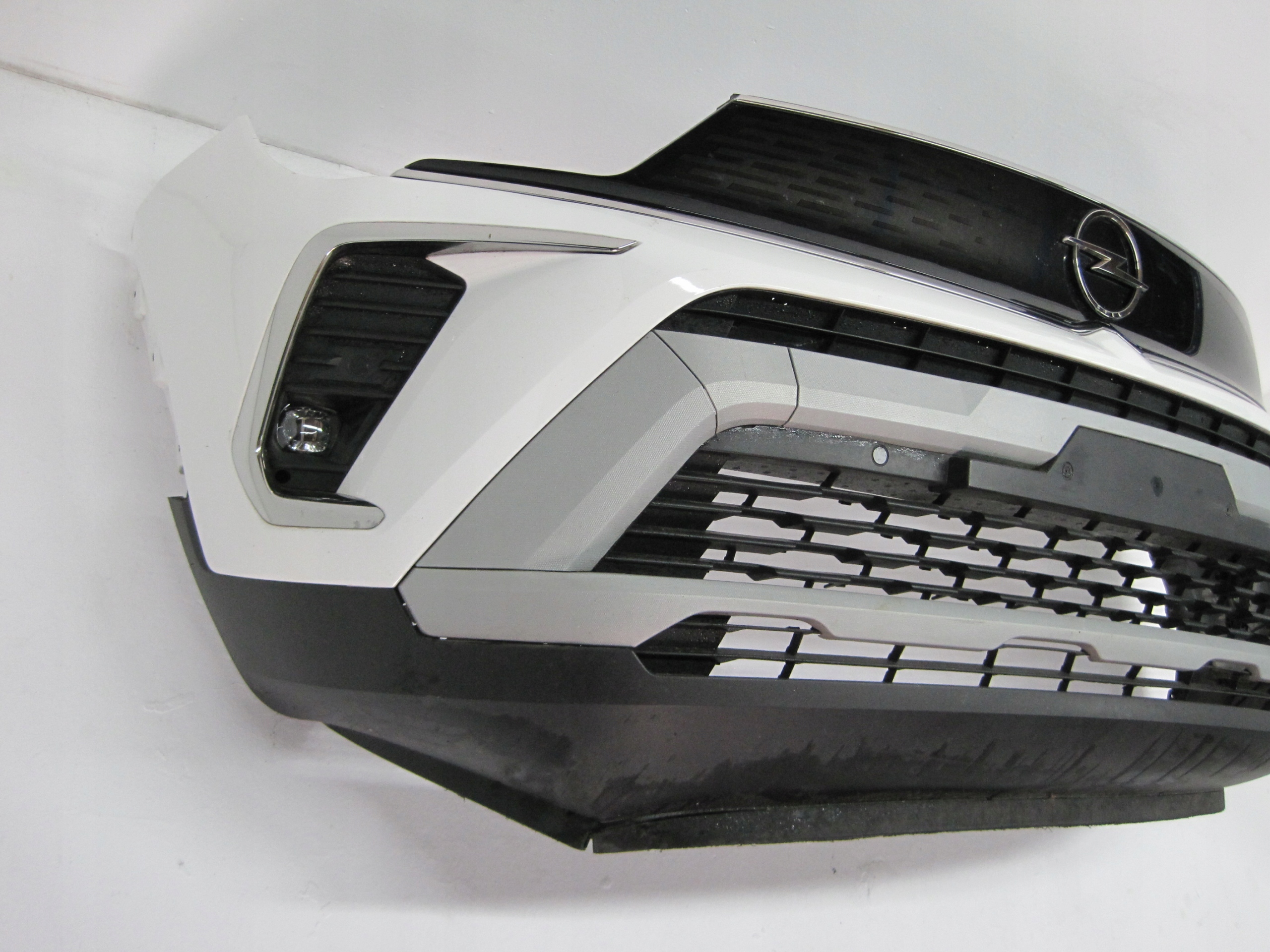 bumper OPEL CROSSLAND X 4 PDC front front