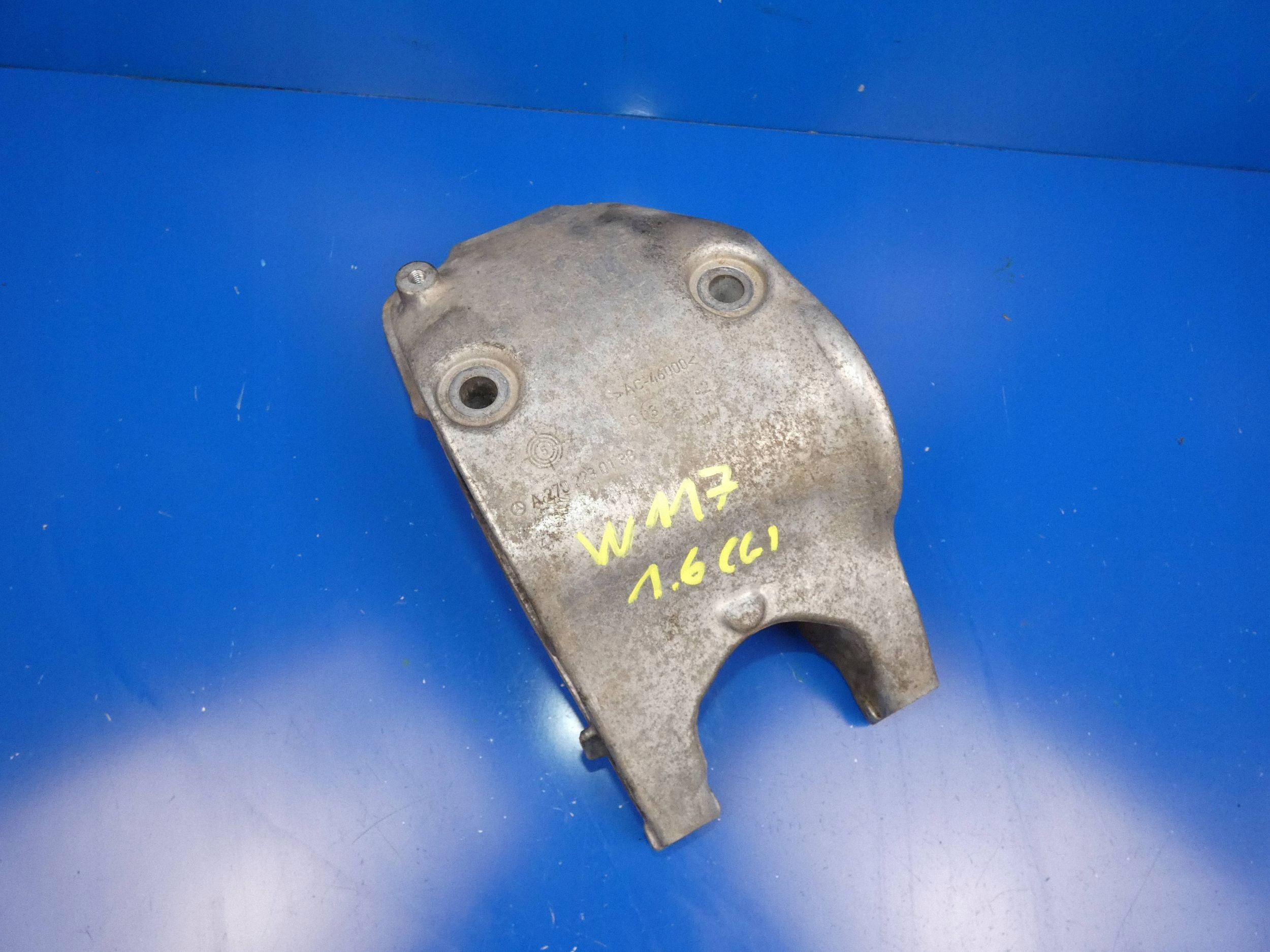 MERCEDES CLA W117 A W176 GLA W156 B W246 1.6 CGI support demi axe support