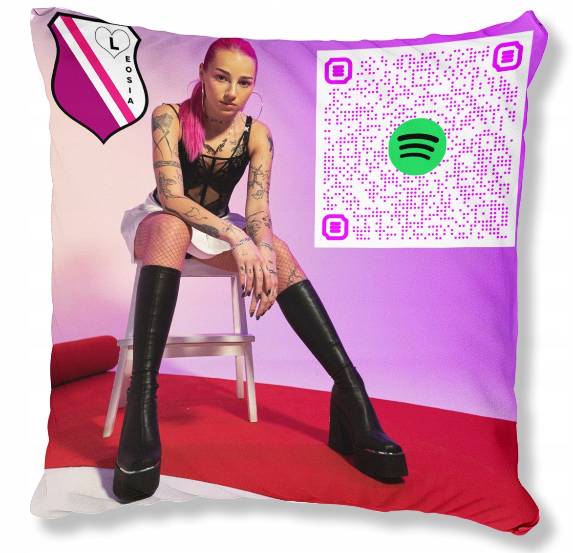 PODUSZKA YOUNG LEOSIA NADRUK 2STRONNY Z KODEM QR Marka Prodej