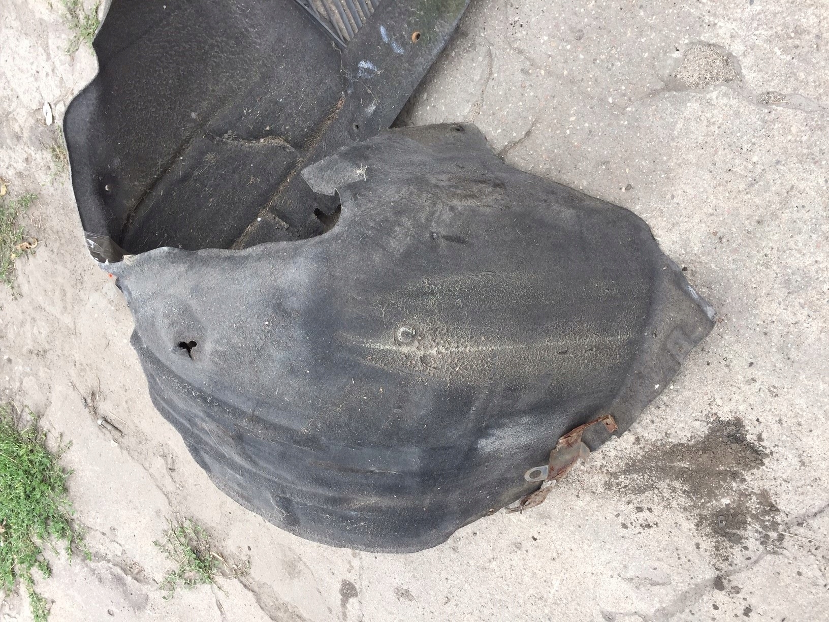 AUDI Q7 4L mudguard side left front front