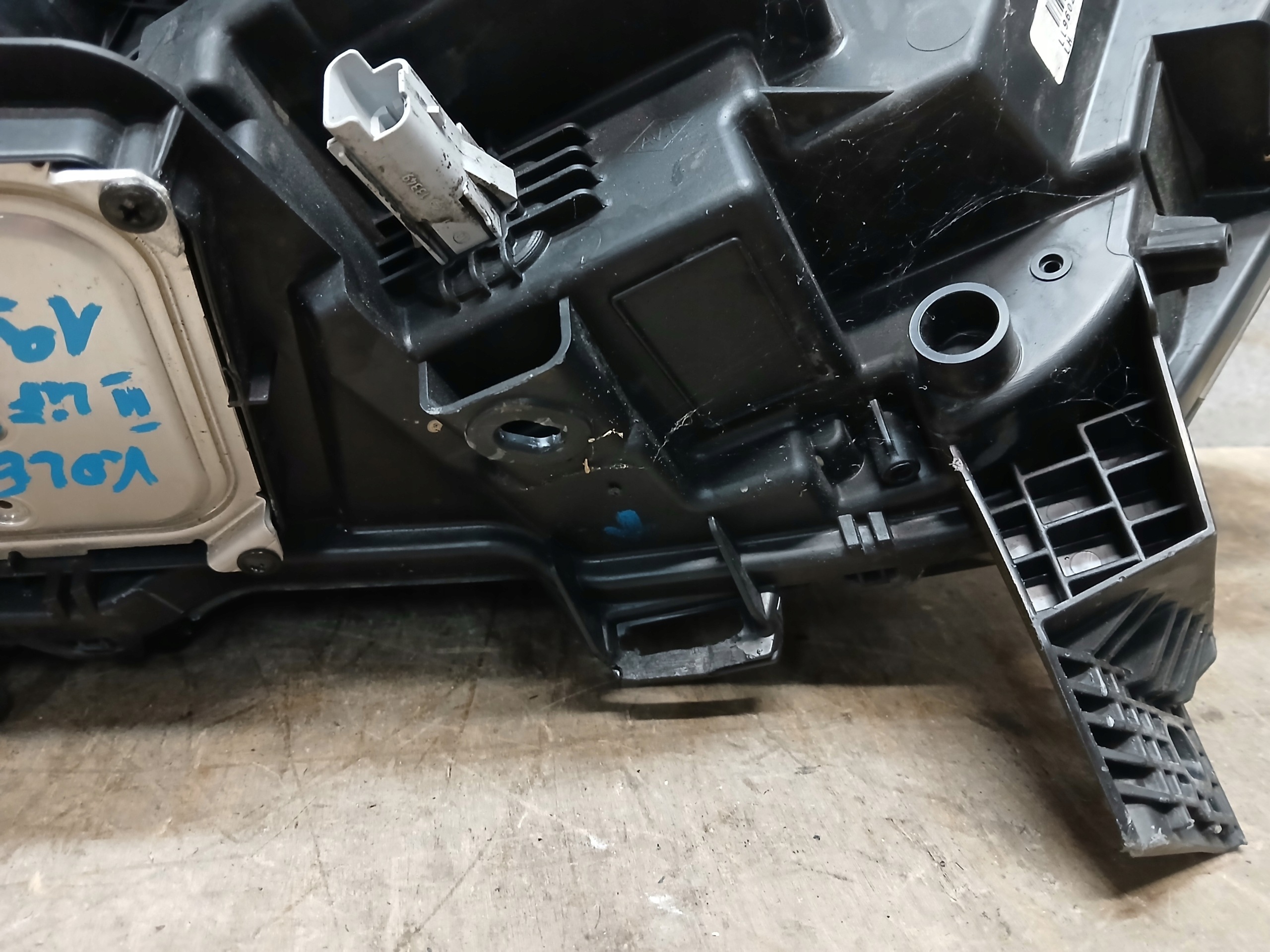 light front left RENAULT KOLEOS II 2 LIFT 19- FULL LED 260607971R
