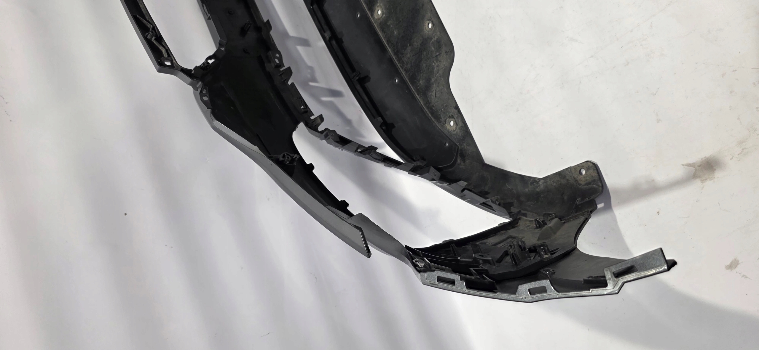 front bumper RENAULT ARKANA RS LINE 20- PDC original 620222372R