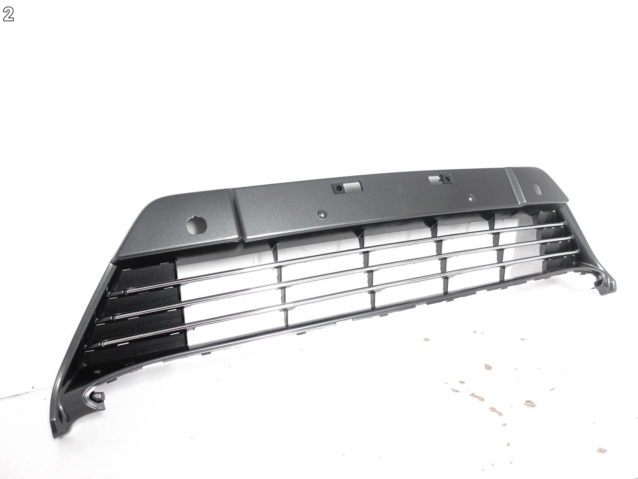 TOYOTA AURIS II 2 E18 E180 12-15 grill grille grid W bumper front (PDC)