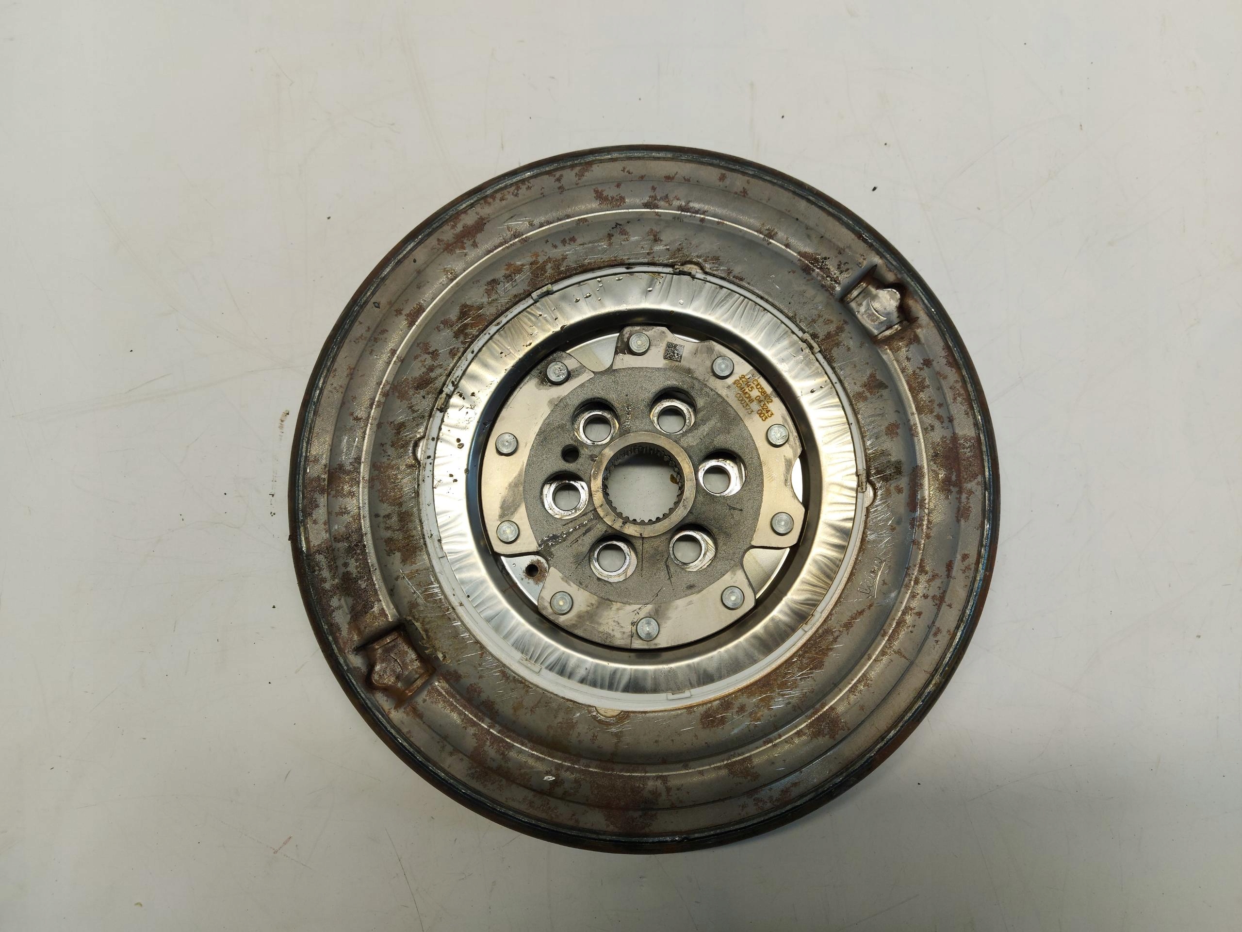 MERCEDES W118 CLA 1.3B wheel flywheel