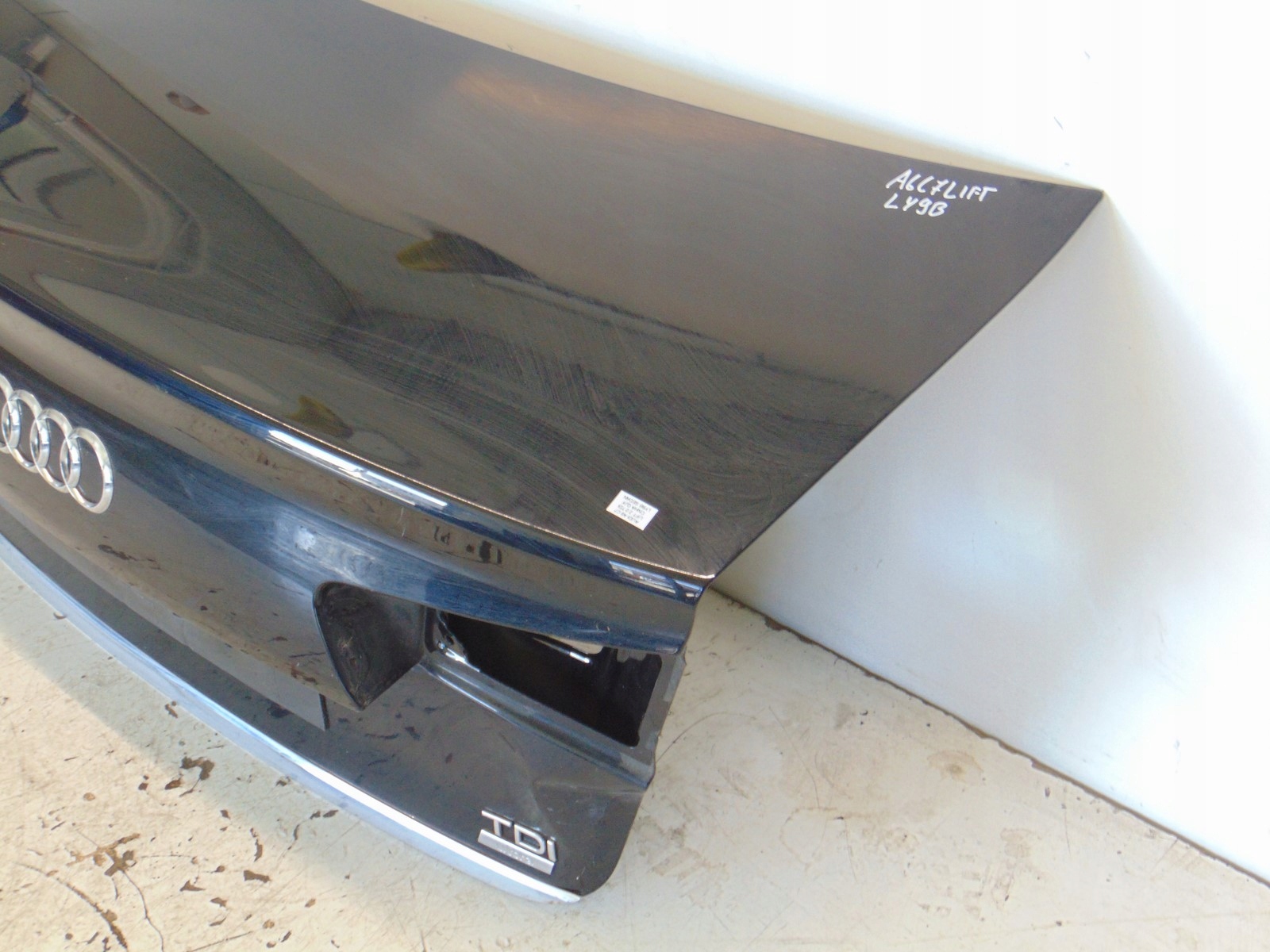 boot door rear AUDI A6 C7 LIFT LY9B sedan
