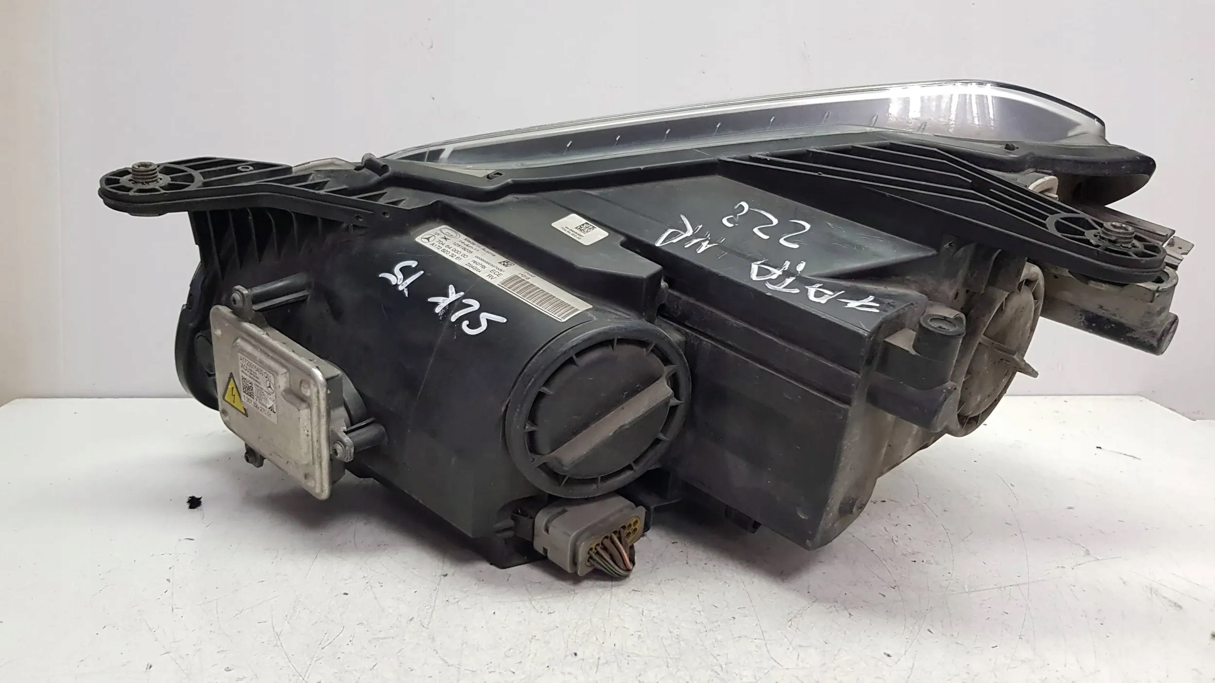 light front right Xenon A1728203261 Mercedes SLK W172
