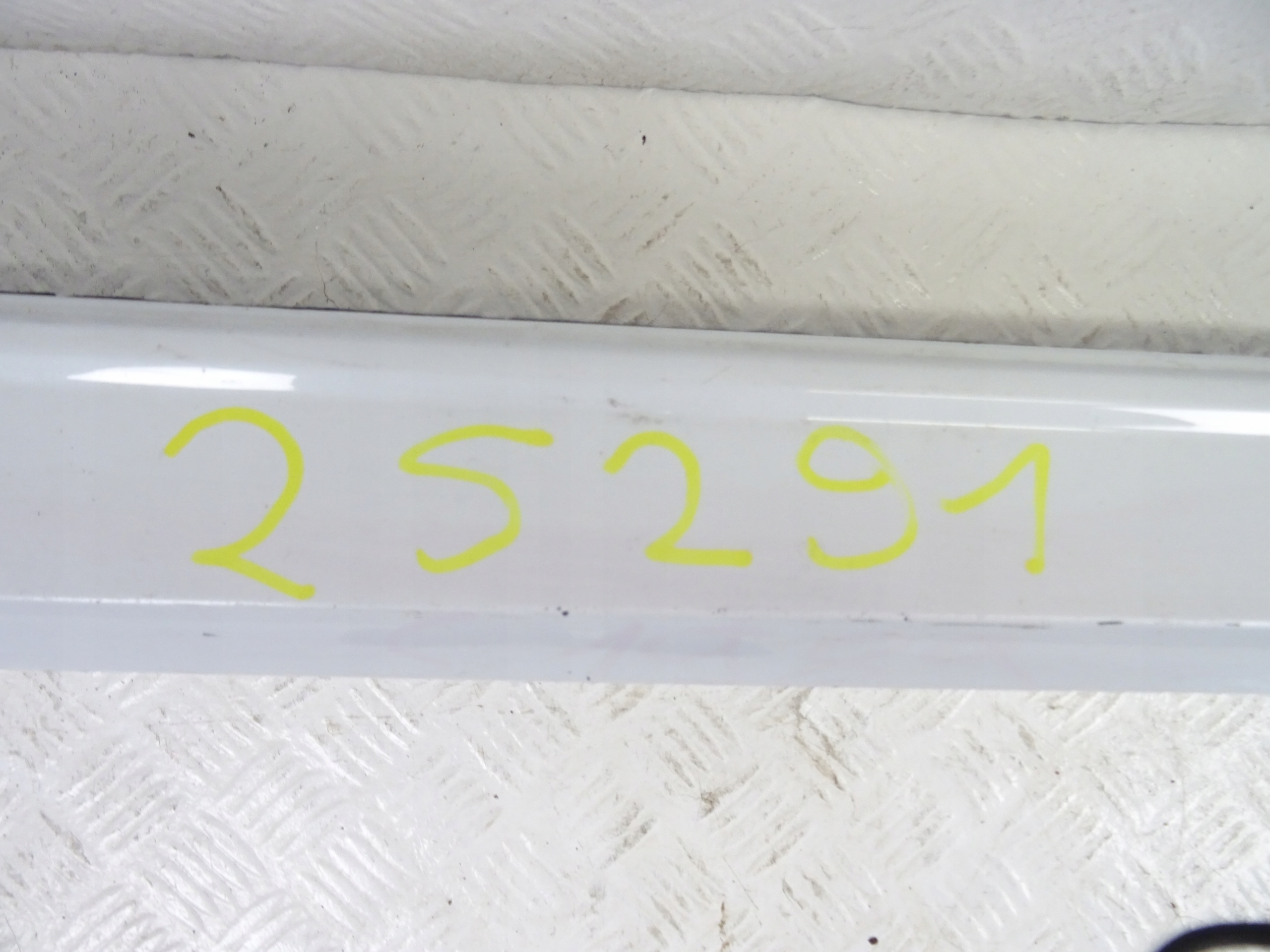 AUDI A6 C7 S-LINE LIFT 14-18 moulding threshold right | GetMotor 551