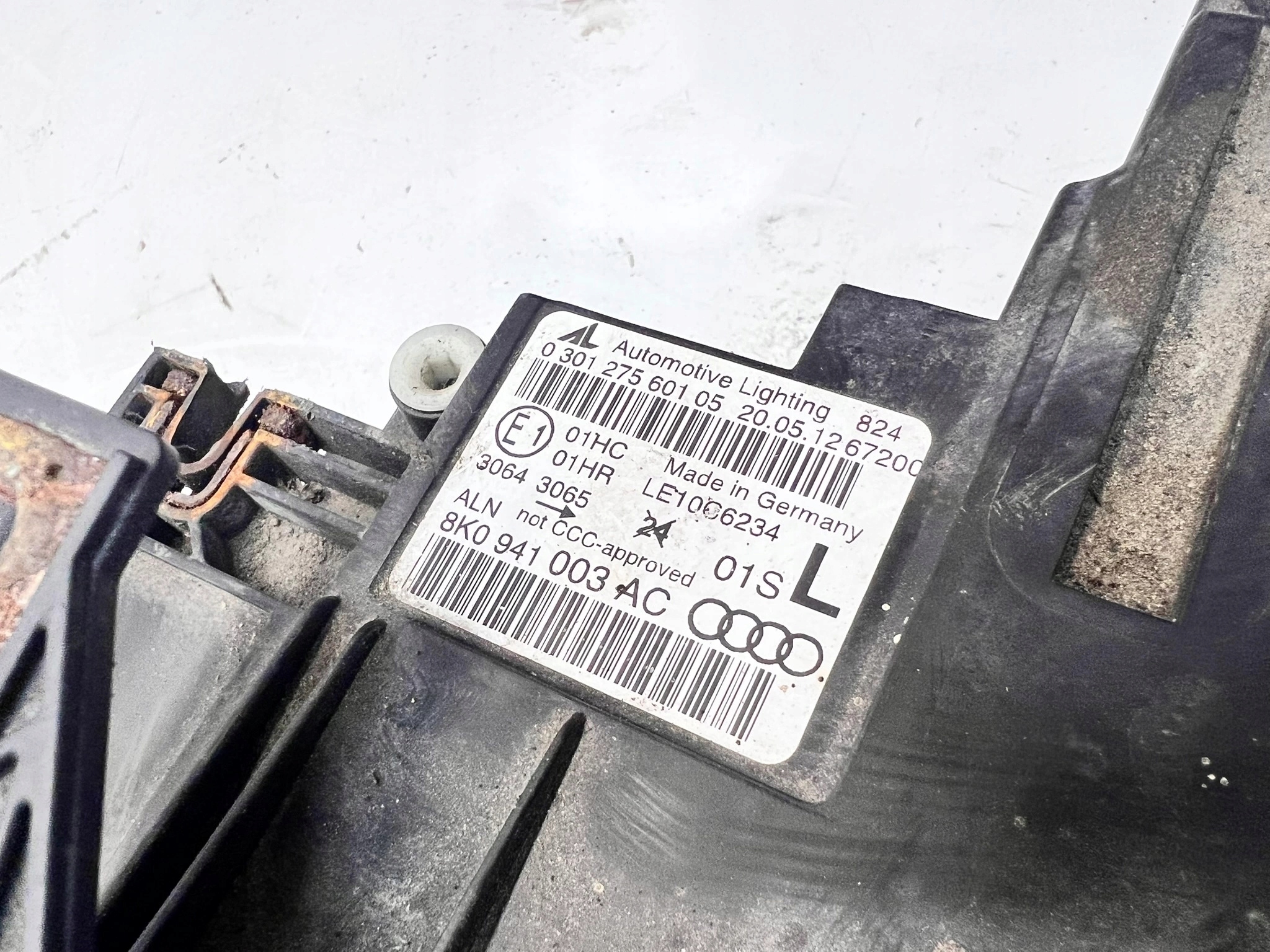 REFLEKTOR left front AUDI A4 B8 LIFT 8K0941003AC 1/26