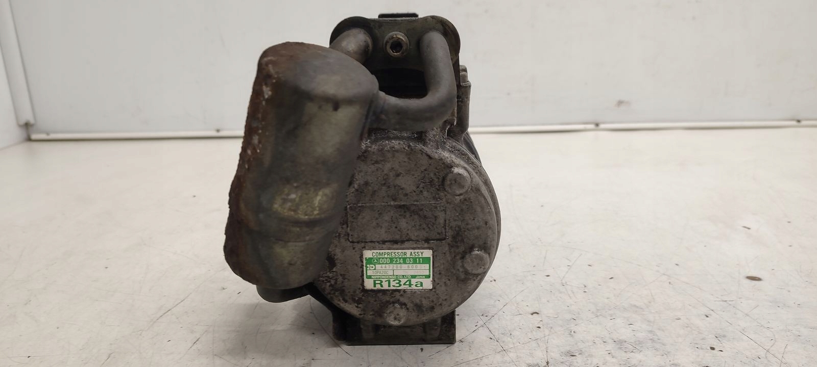 compressor of the air conditioning compressor; Mercedes W140 3,2