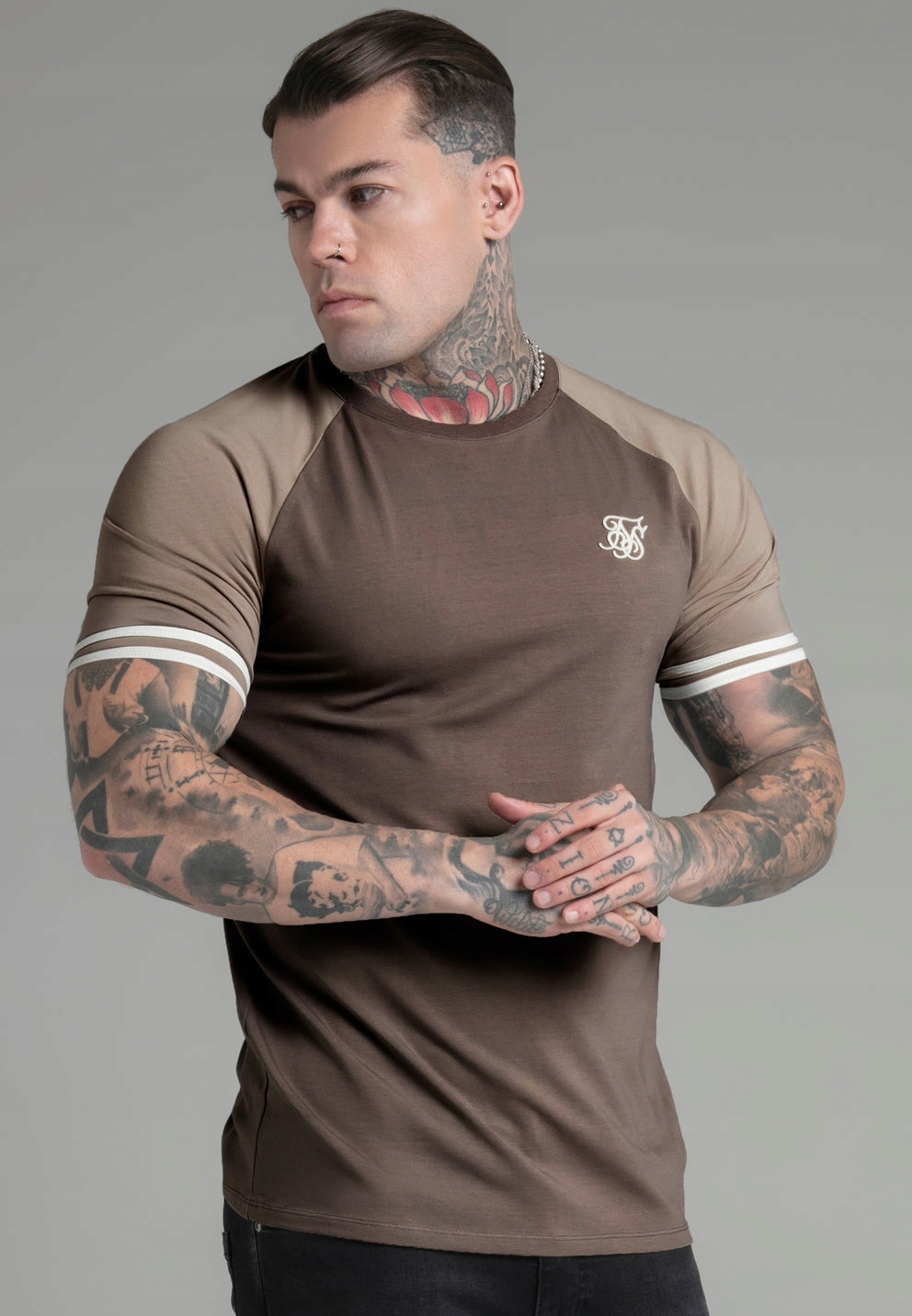 Siksilk Hnědé pánské tričko Tournament T-Shirt SS-28050 velikost S