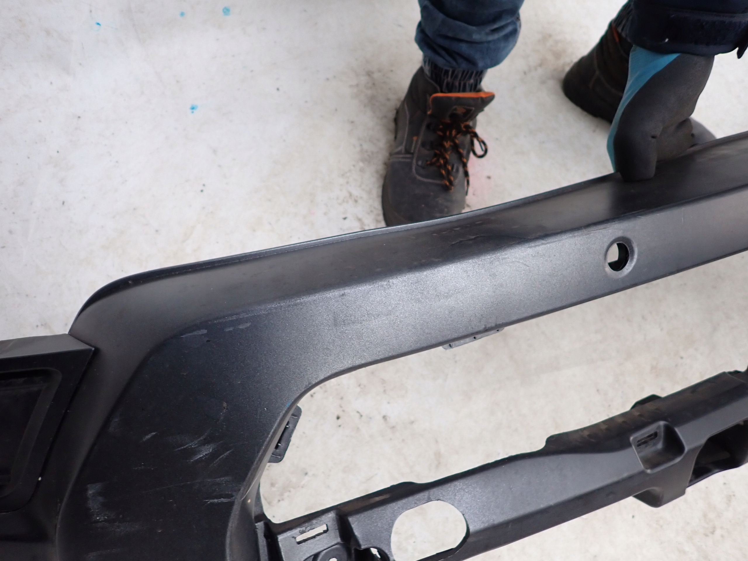 FORD RANGER IV RAPTOR 23- bumper front front PDC