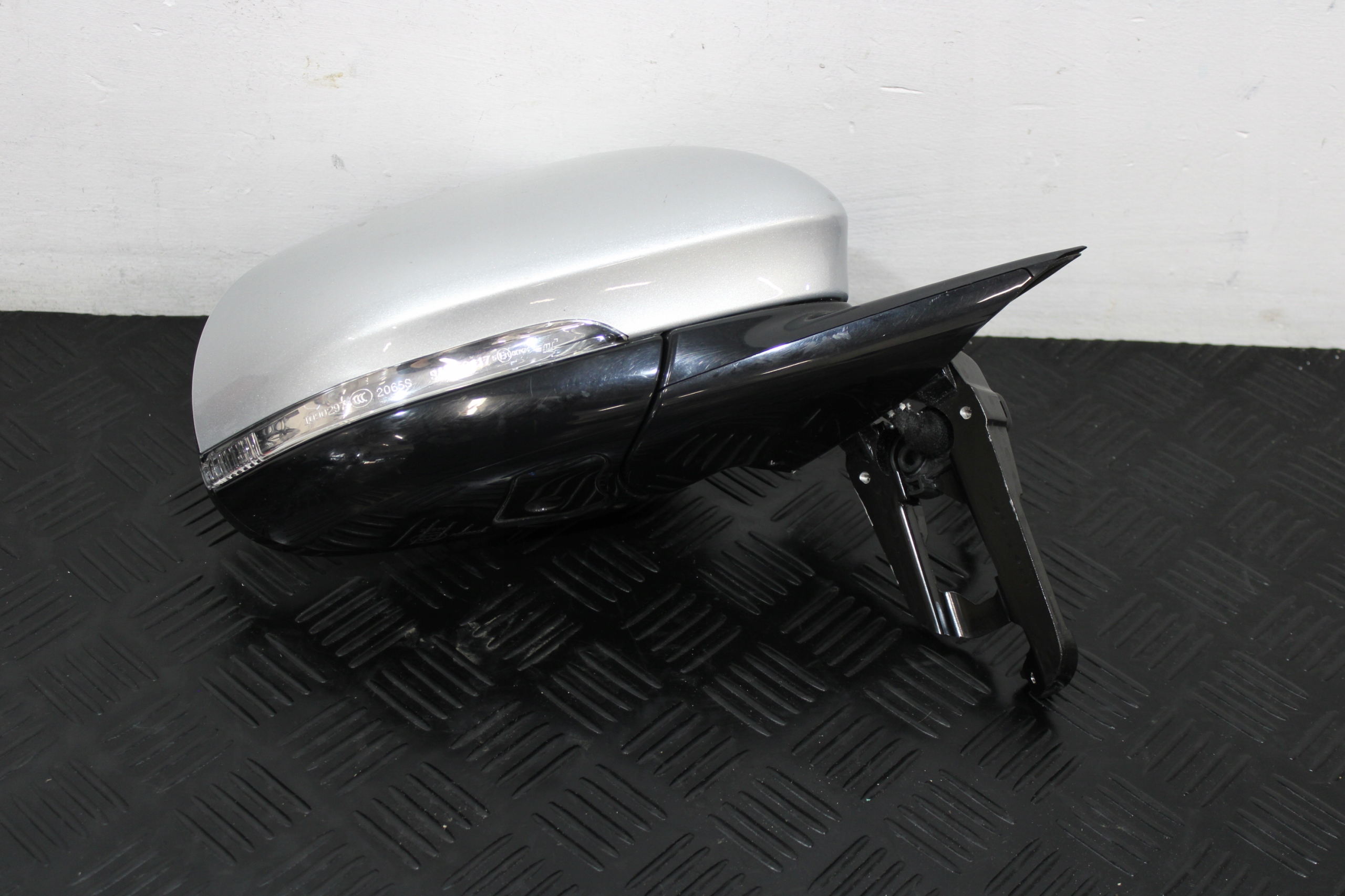 mirror right 14 vertical JAGUAR and-PACE X590 EV400