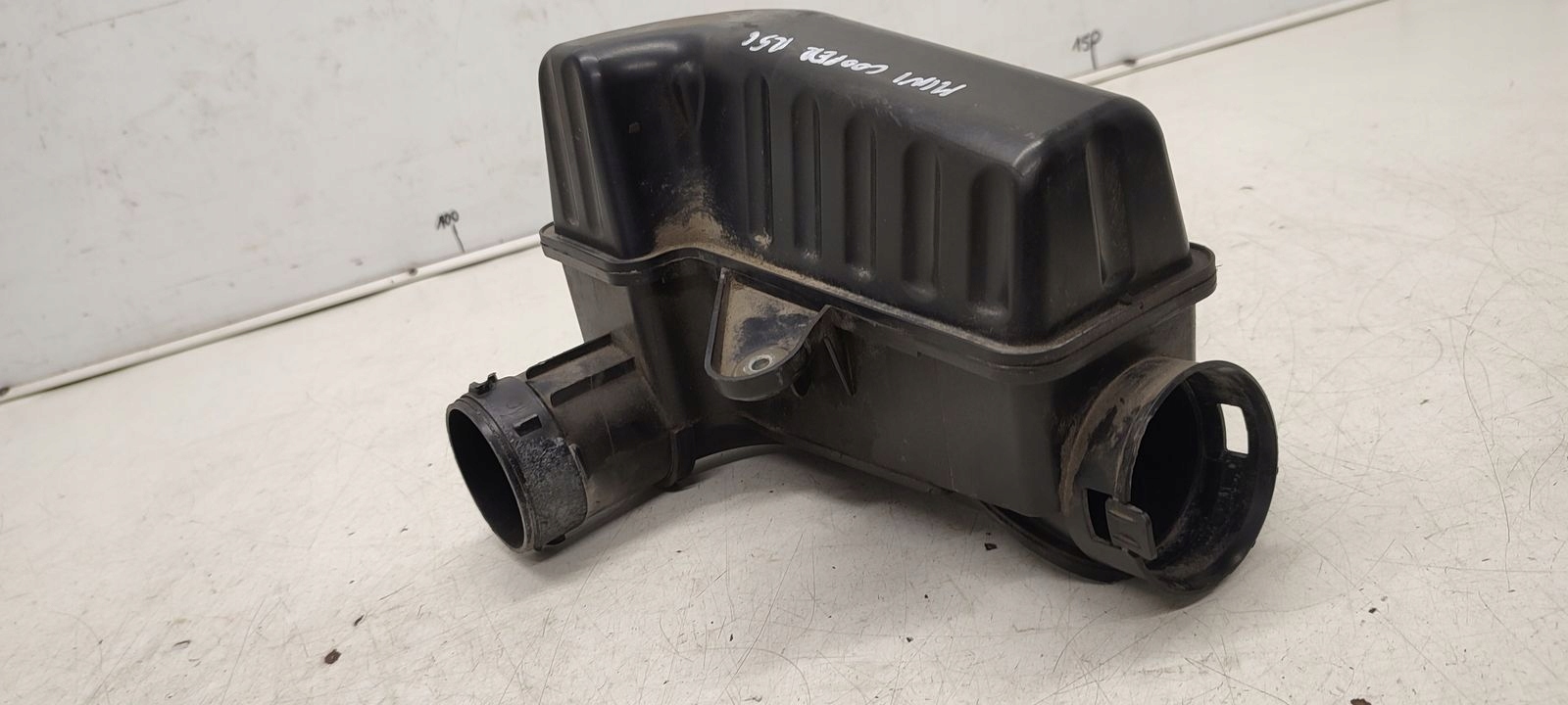 MINI oe 2754425 труба Воздух