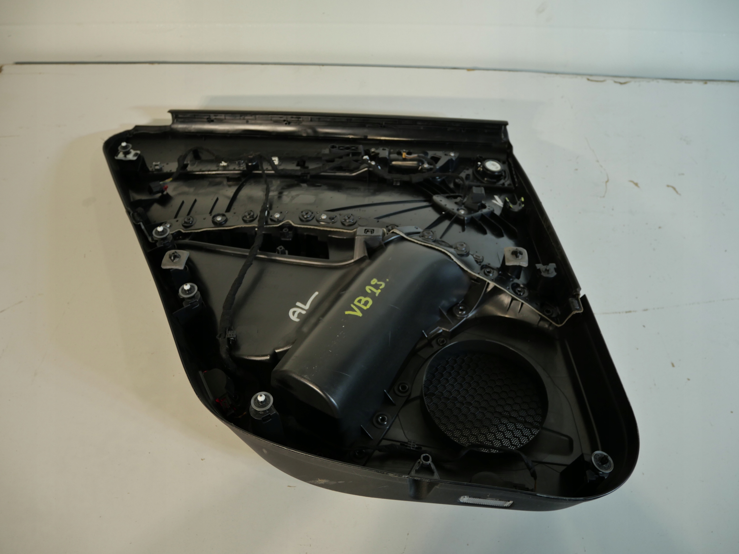 side door upholstery right rear part AUDI Q5 8R0
