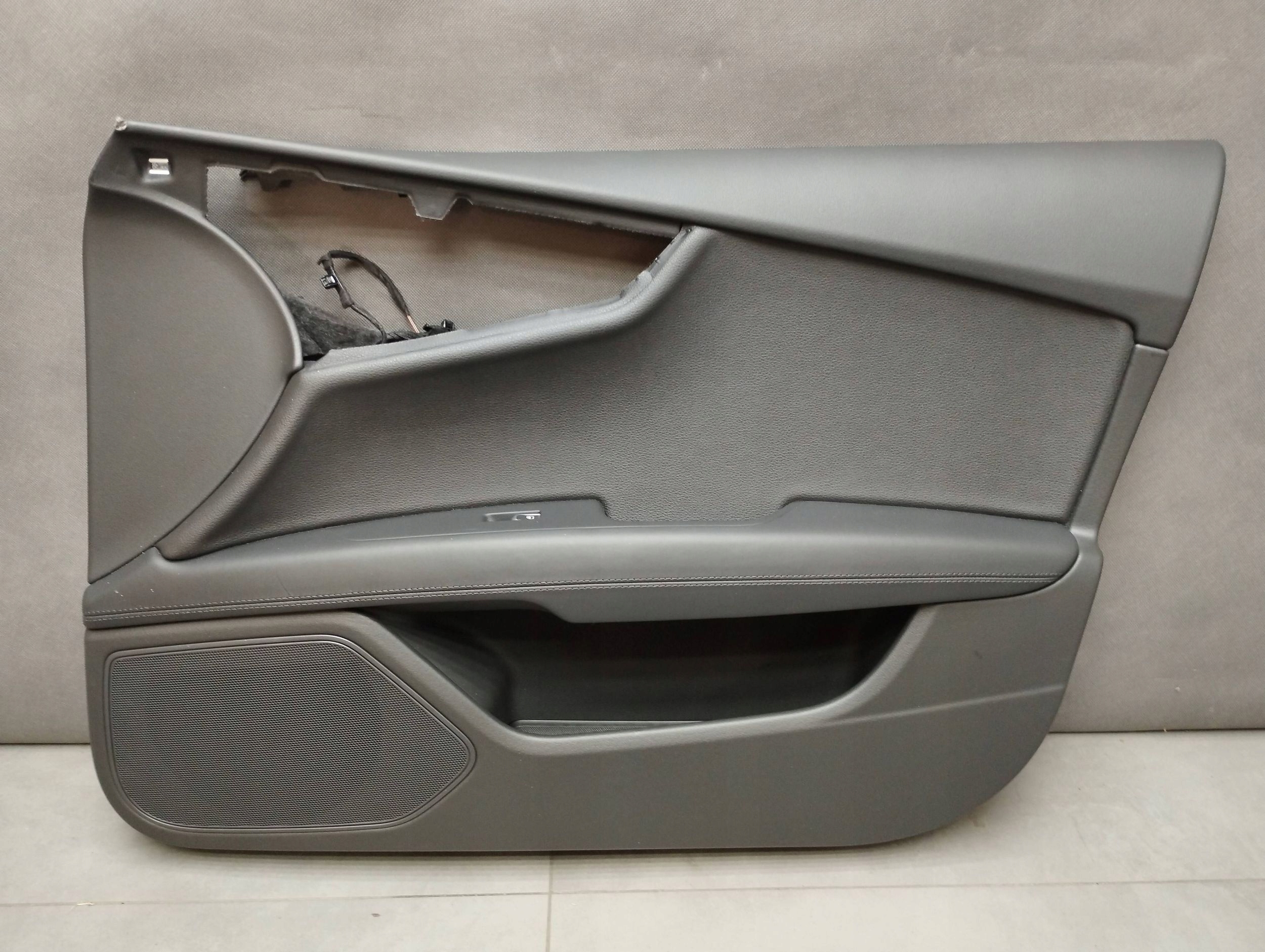 Audi A7 4G 2016 side door right front 4G8867022