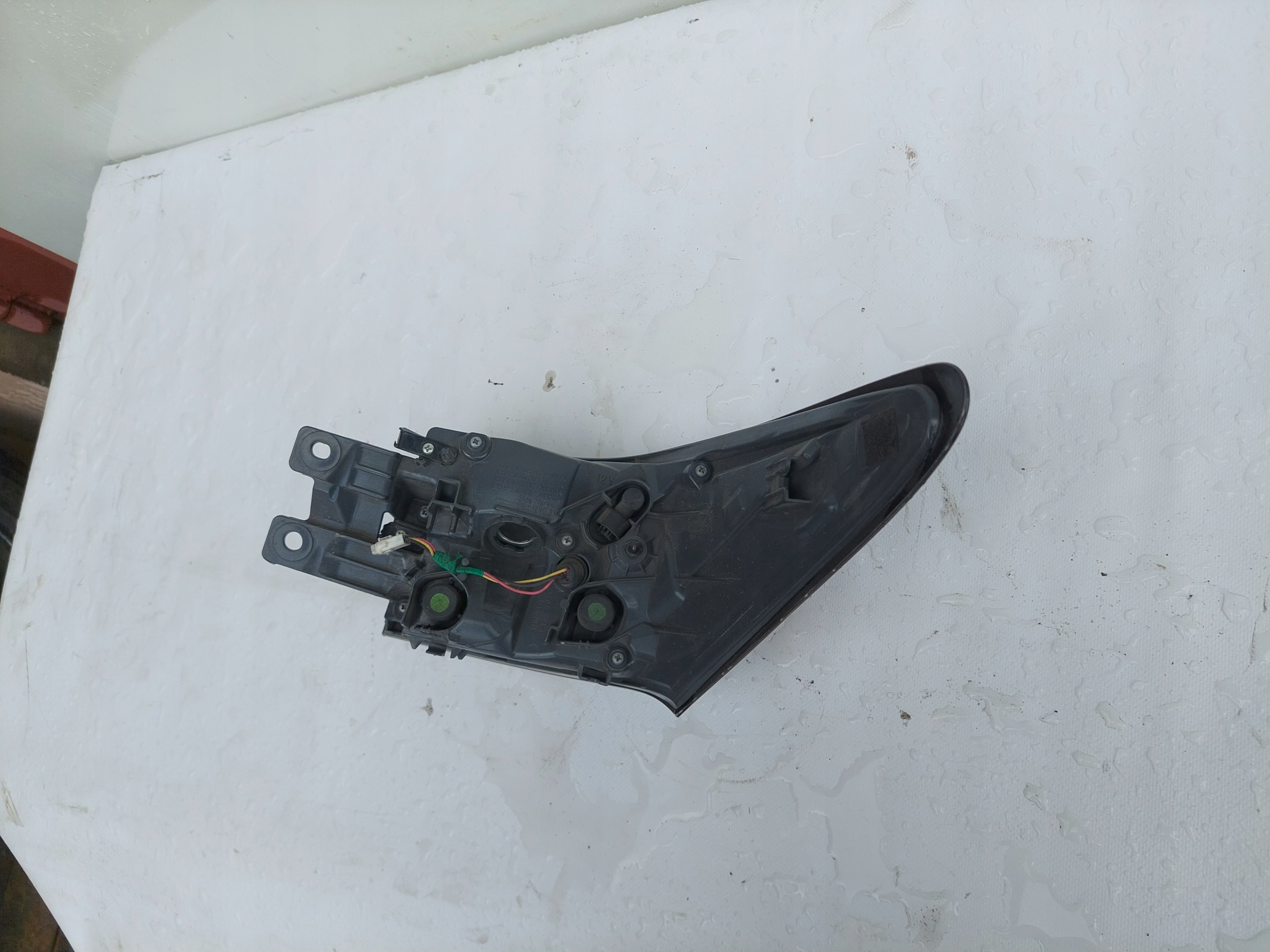 lexus CT 2011-2016 фонарь левый задний