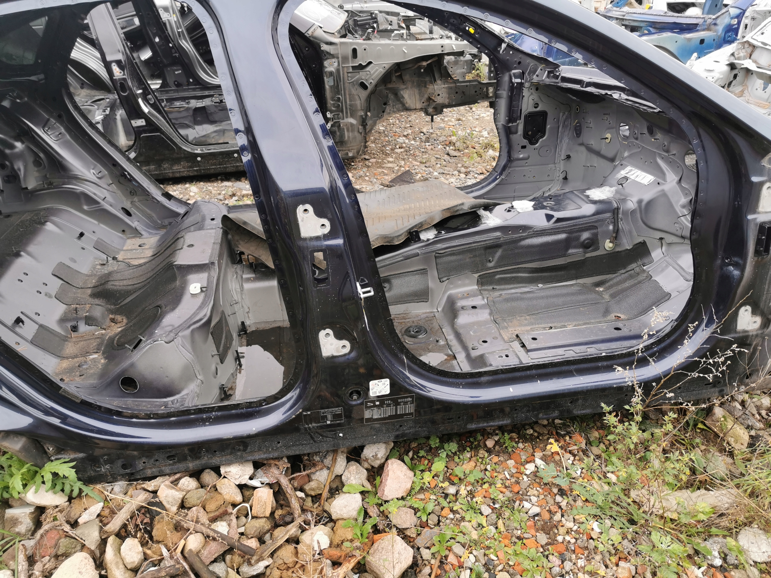 ПОРІГ СТІЙКА ПРАВИЙ JAGUAR XF II X260