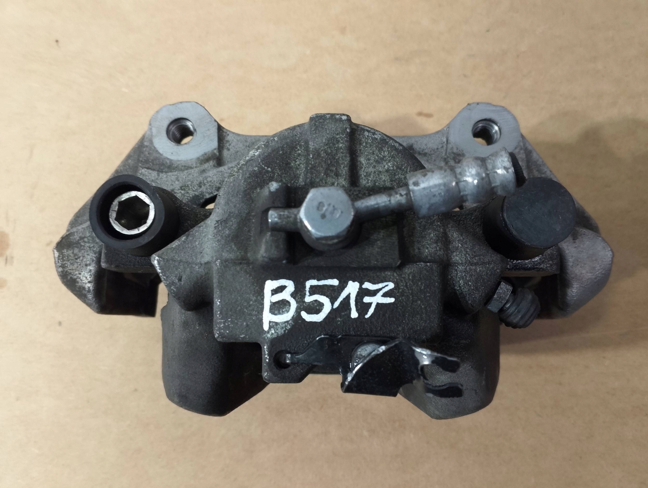 LAND ROVER DISCOVERY RANGE ROVER SPORT caliper front left A426M (B517)