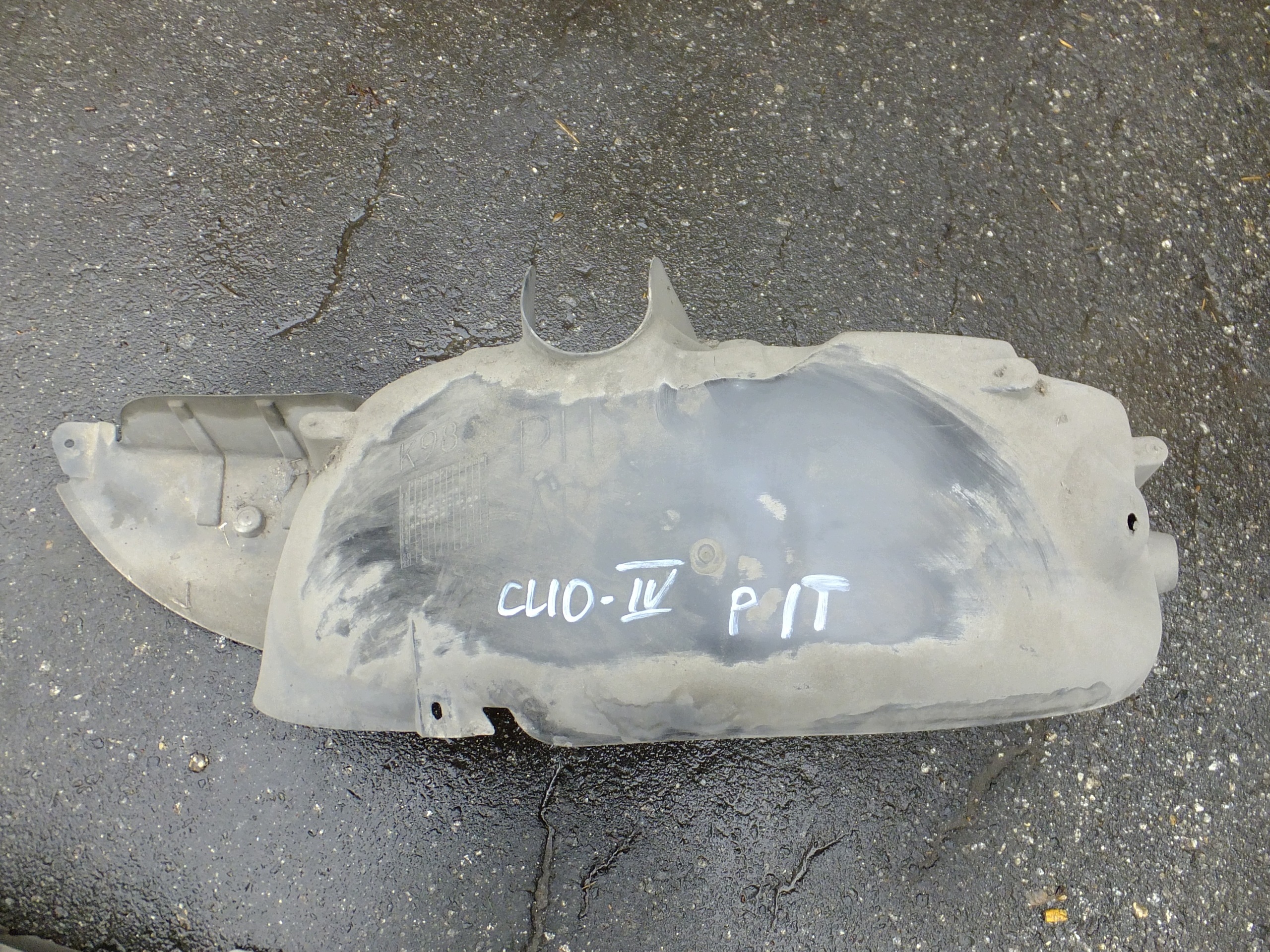 mudguard right rear part renault clio IV kombi 2017r 767482248R