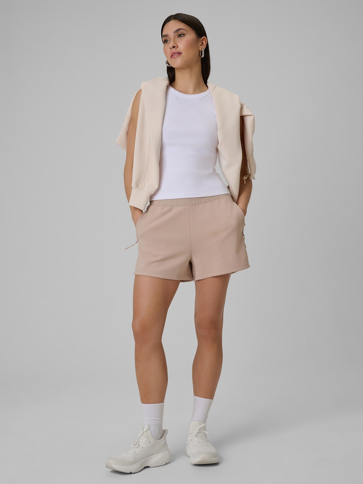 4F Kraťasy Béžové Krátké Střih XL