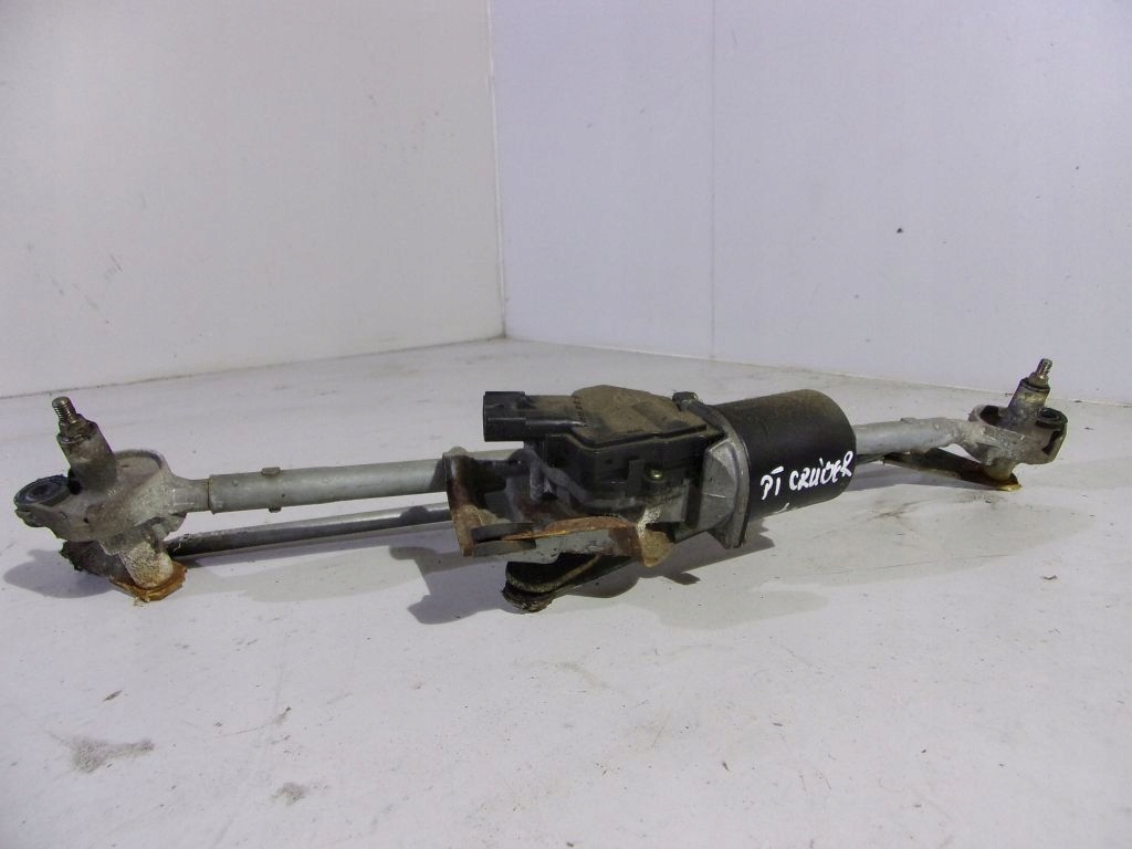 Chrysler PT Cruiser wiper mechanism front