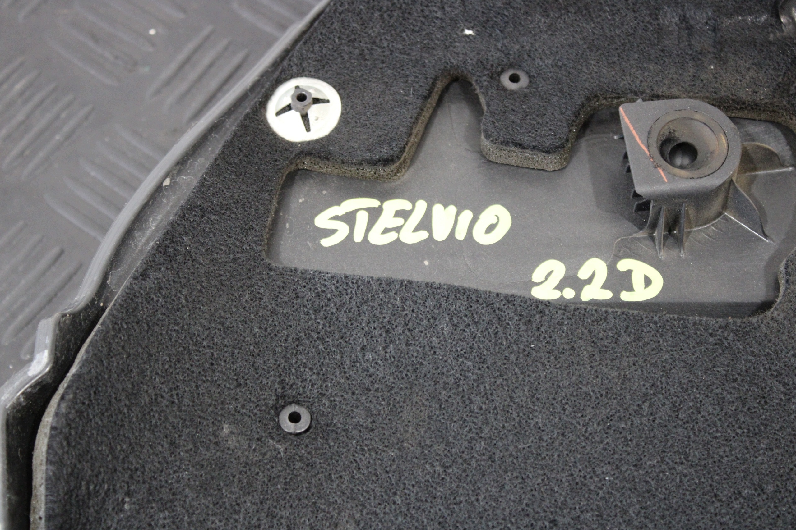 cover for engine ALFA ROMEO STELVIO 2,2 D