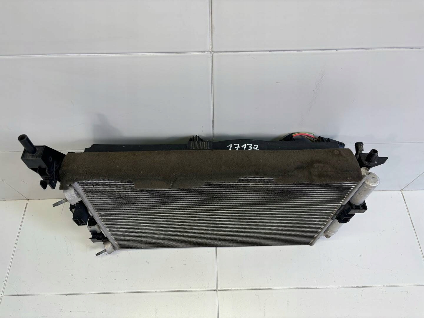 Komplet Radiateur Ford C-Max 2 2015 DV61-19710-AD