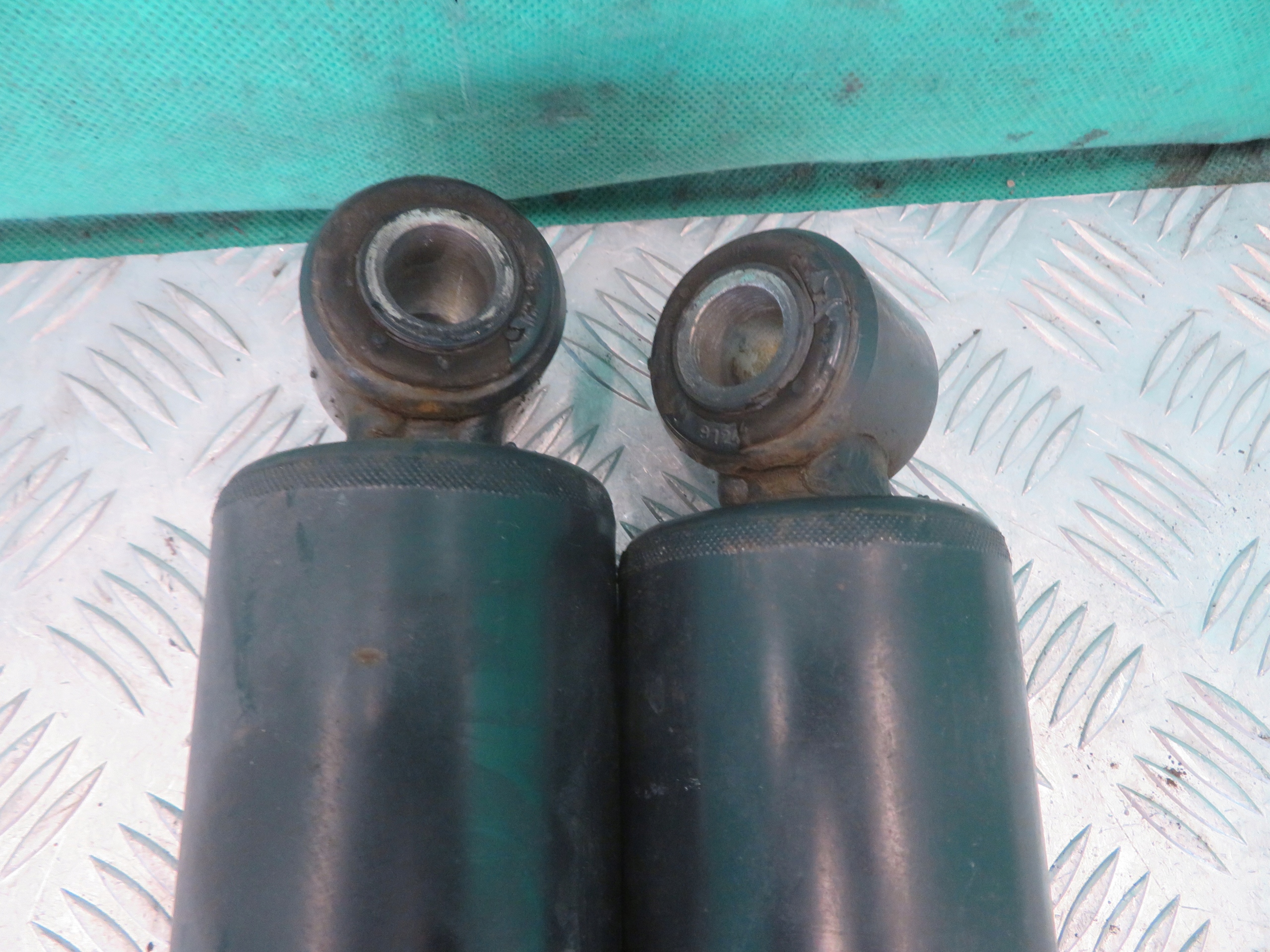 shock absorber SCANIA G410 23R KOMPLET