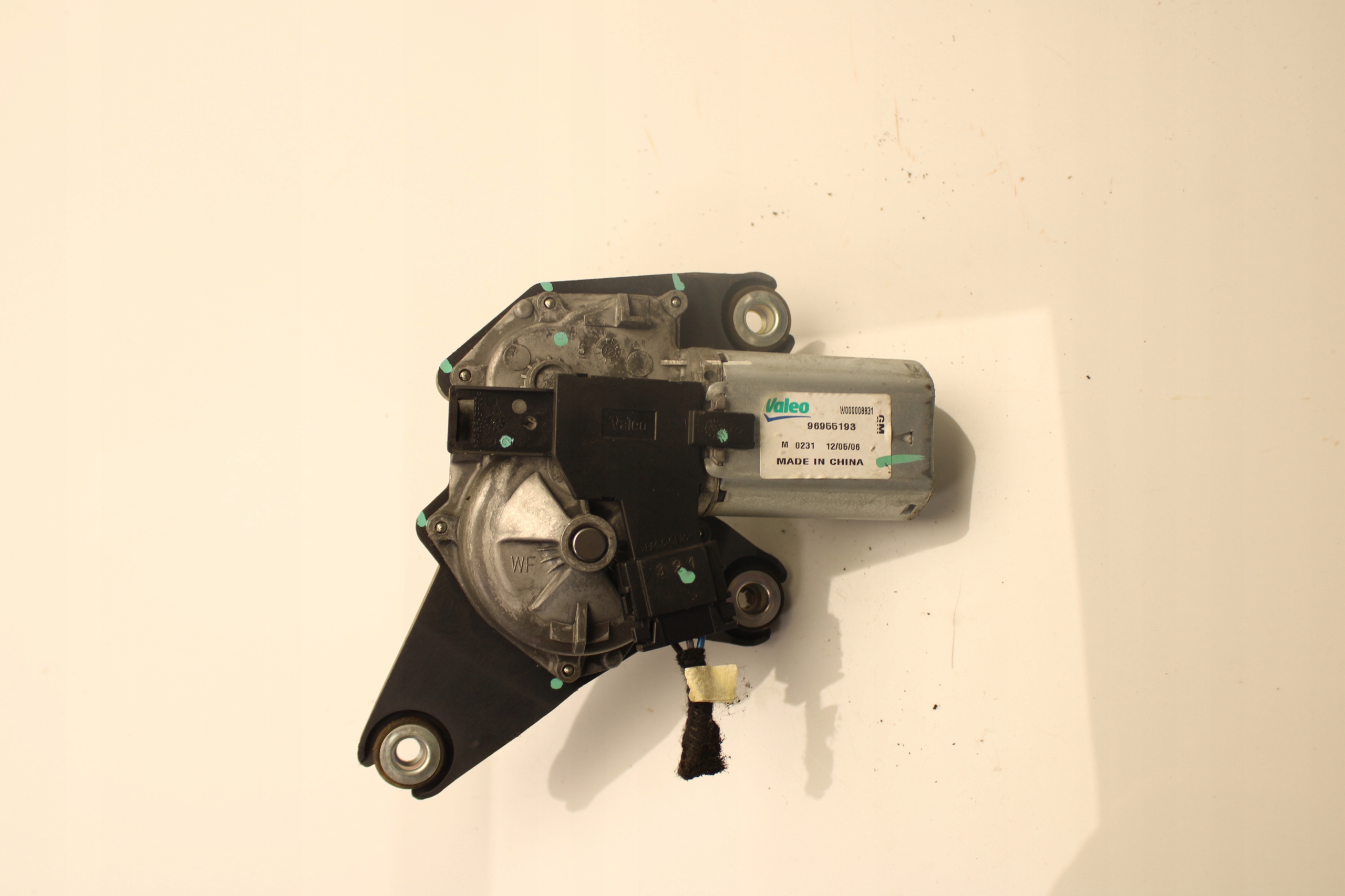 CHEVROLET AVEO T300 11R- SILNICZEK MECHANIZM WYCIERACZKI TYŁ