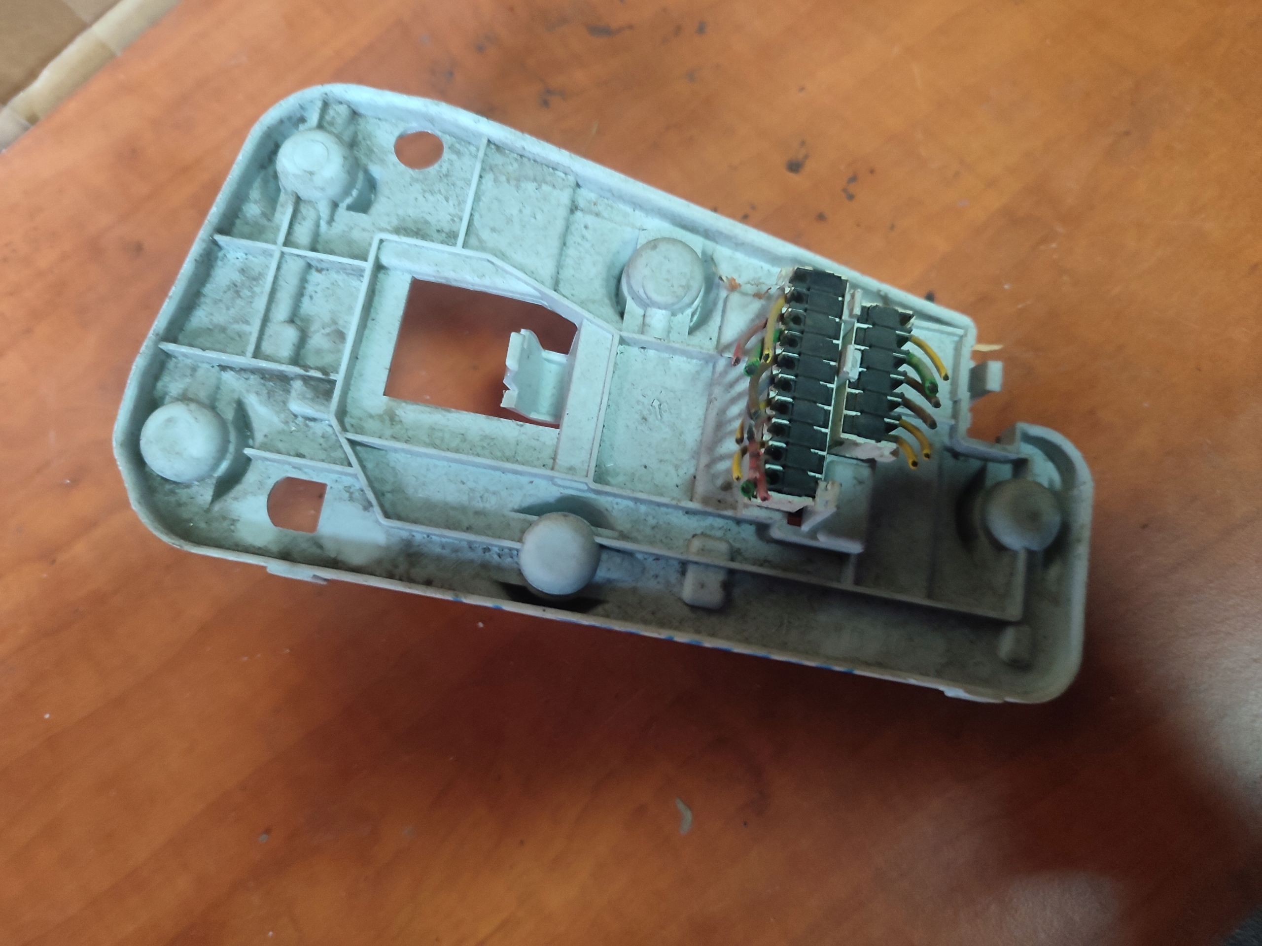 light housing right rear part peugeot 306