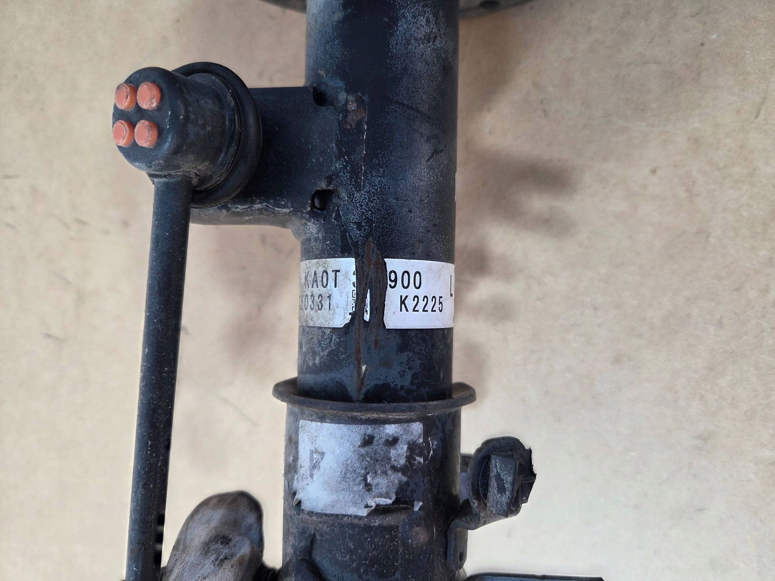 Mazda CX-5 II shock absorber front left 2,5B / KA0T34900 (F707)