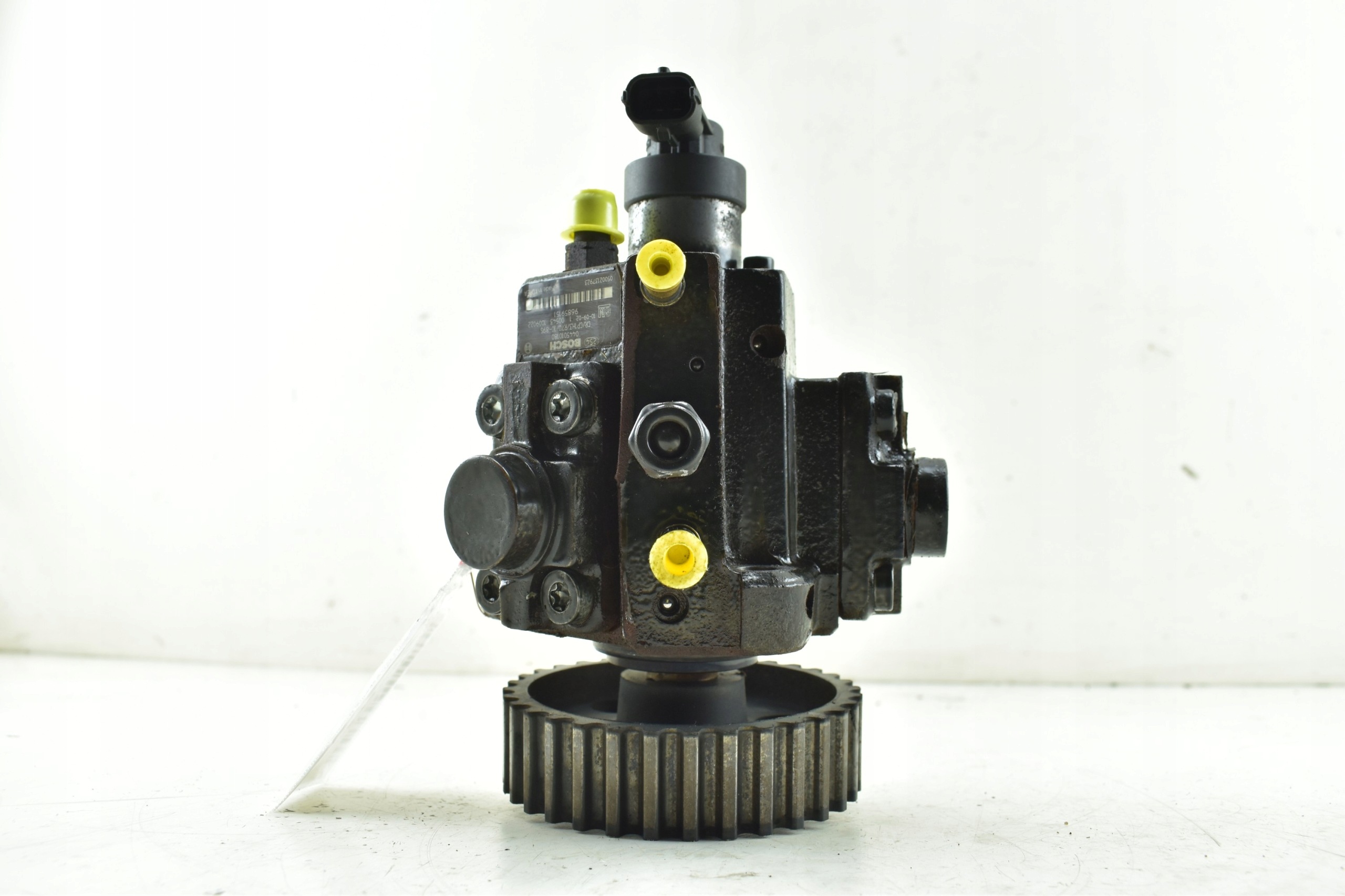injection pump OPEL ANTARA CHEVROLET CAPTIVA 2.0 CDTI 0445010180