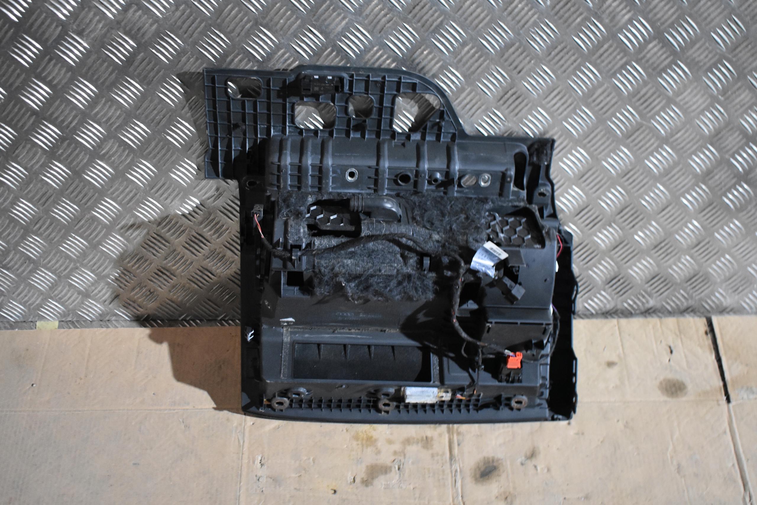 IDEALNY BOÎTE A GANT PASSAGER PASSEGERS CONSOLE AUDI A4 A5 B9 1